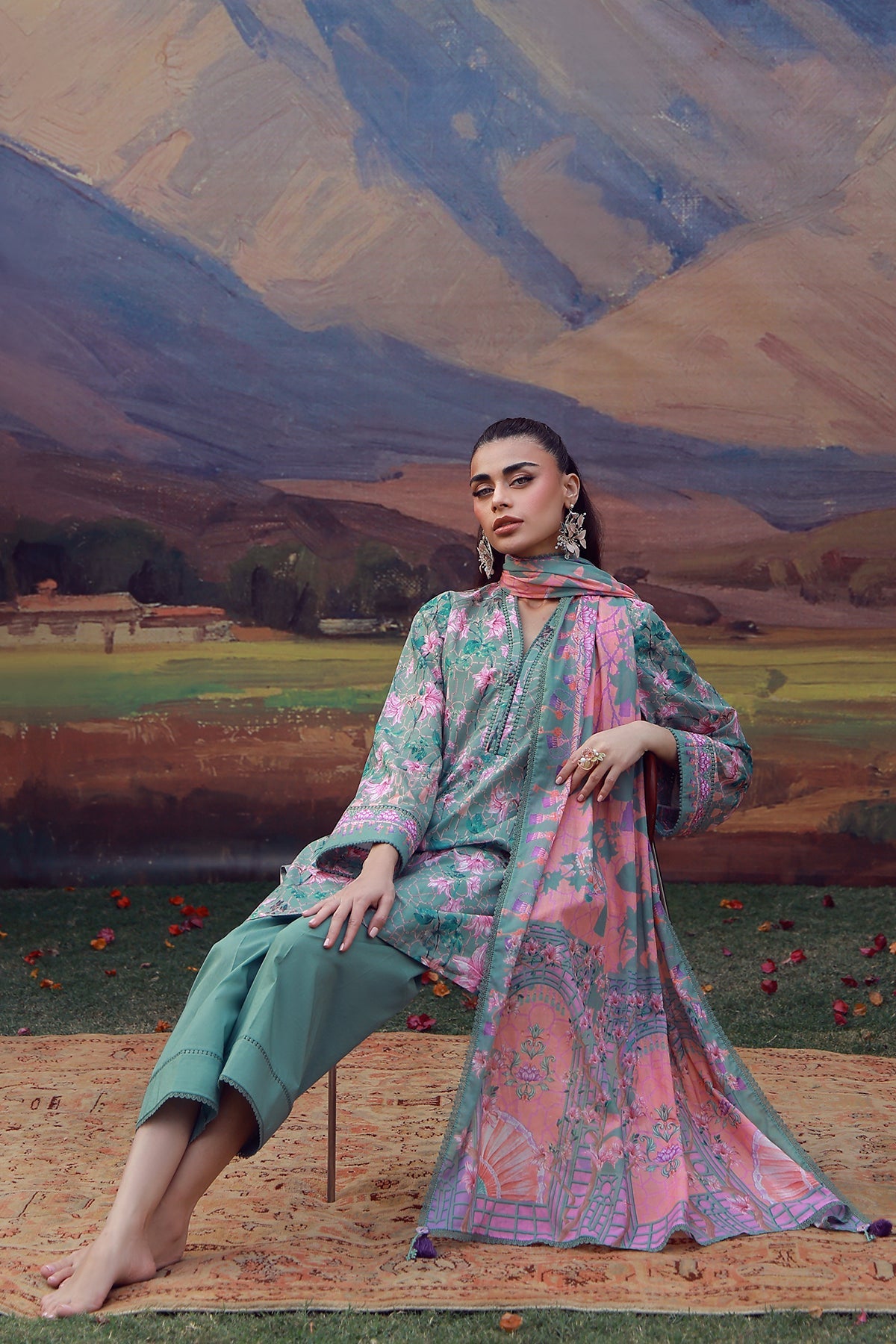 Mirha Lawn – Olive Blush Reverie