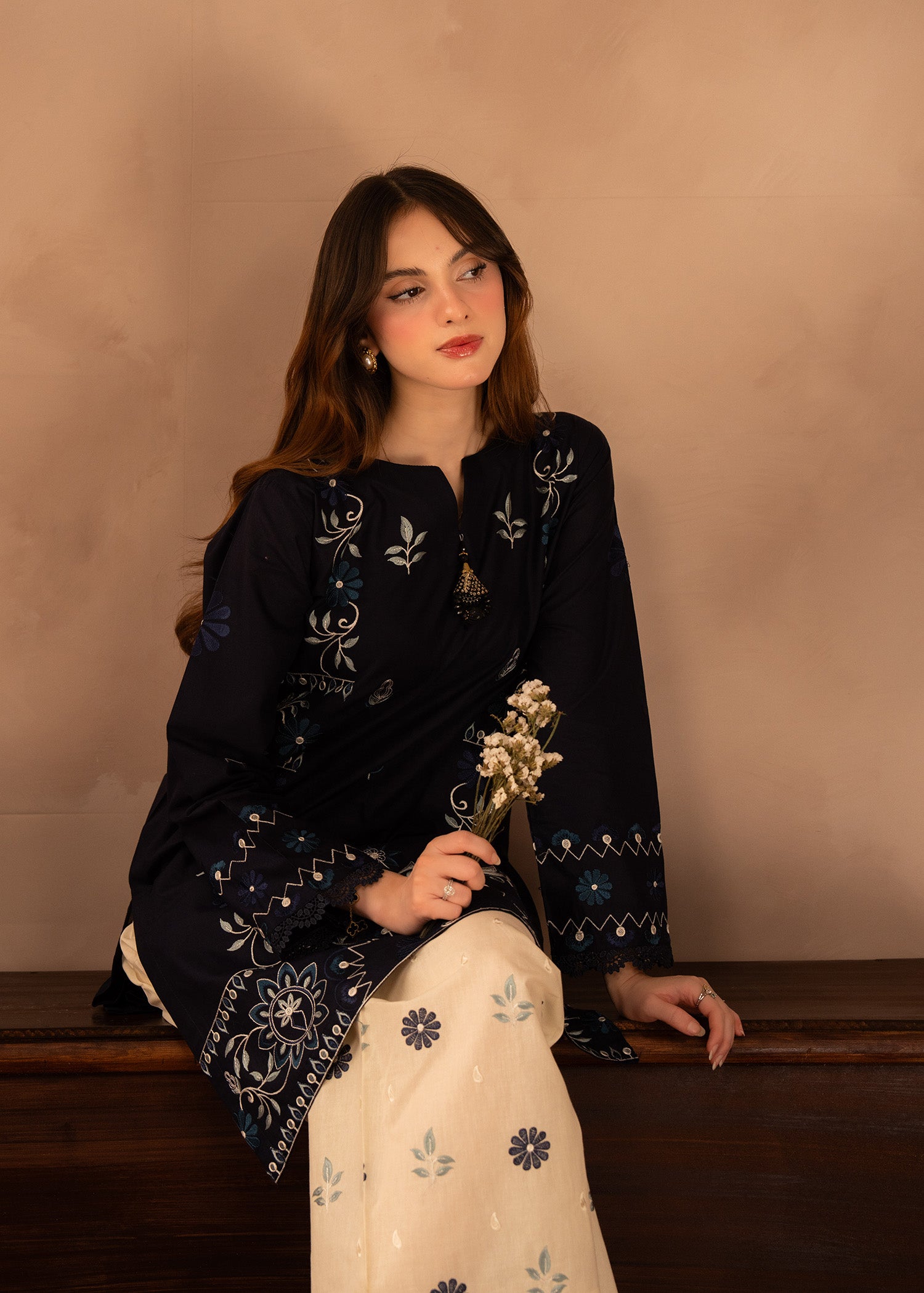lawn Kurta Set in White, navy blue