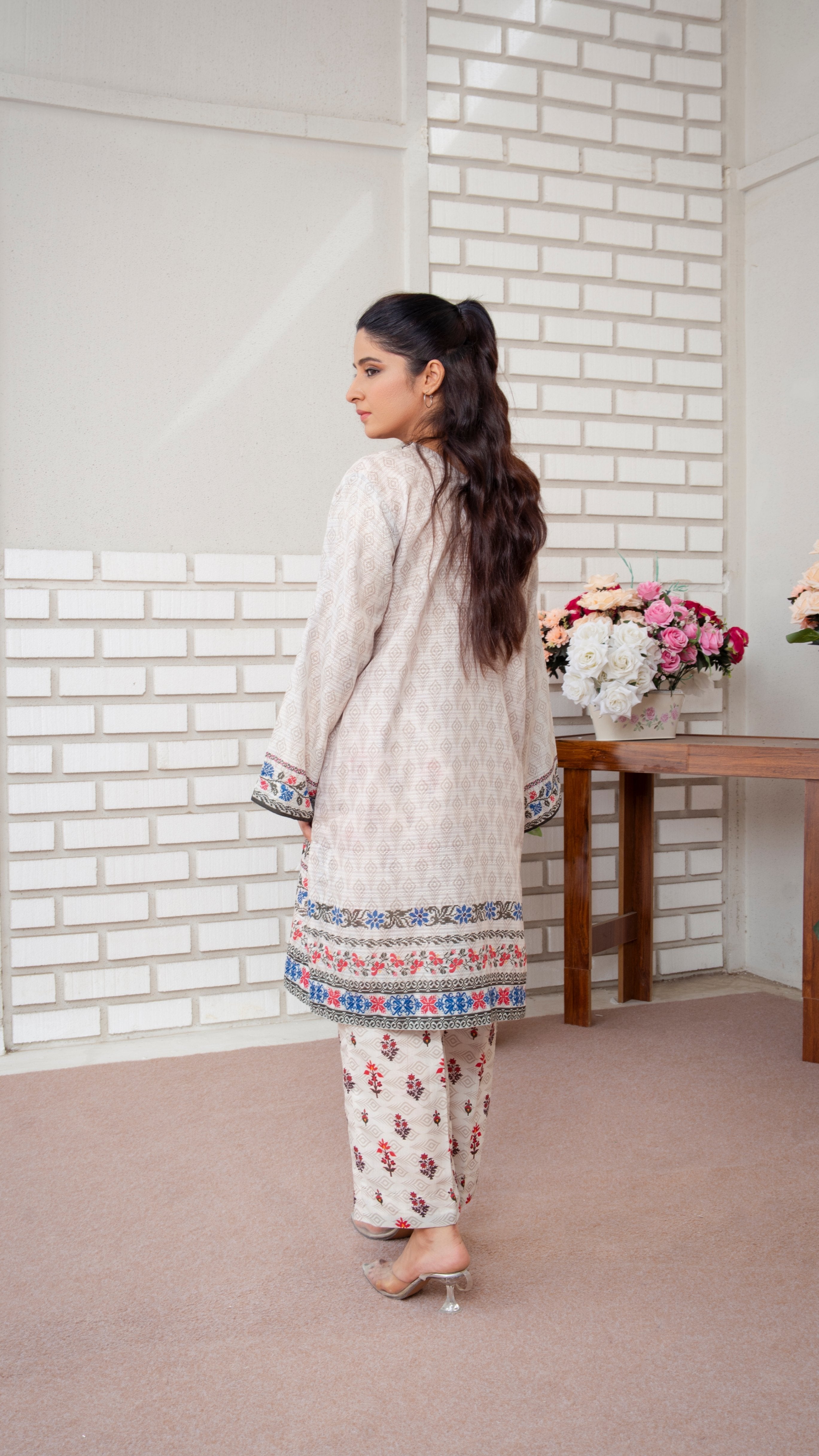 leno kara Kurta Set in Ivory