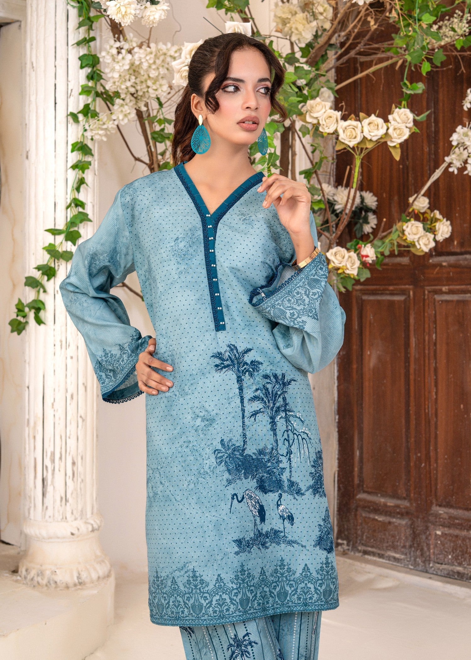 swiss lawn Kurta Set in Blue