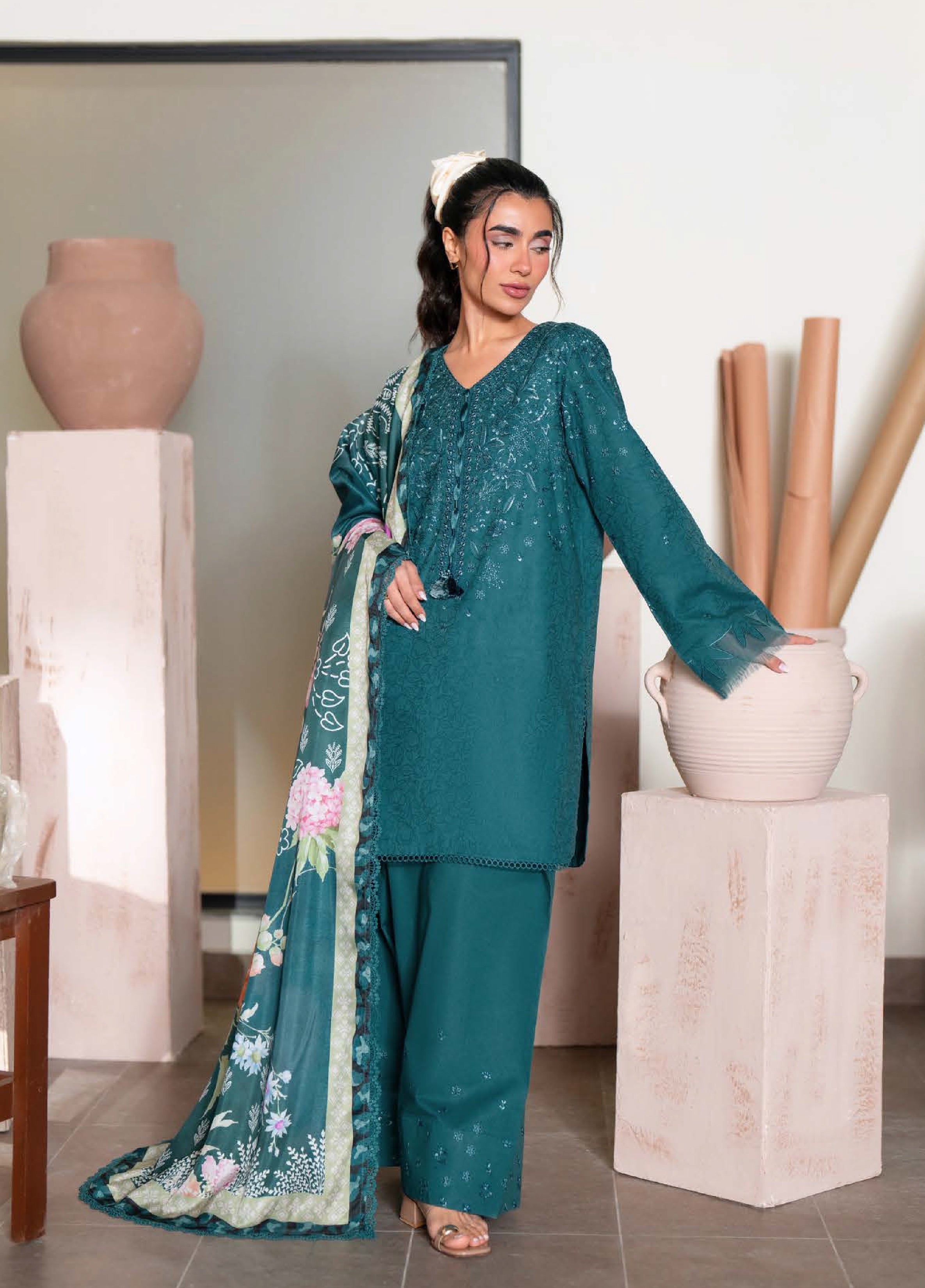Raha Festive Jacquard Lawn – NE-237