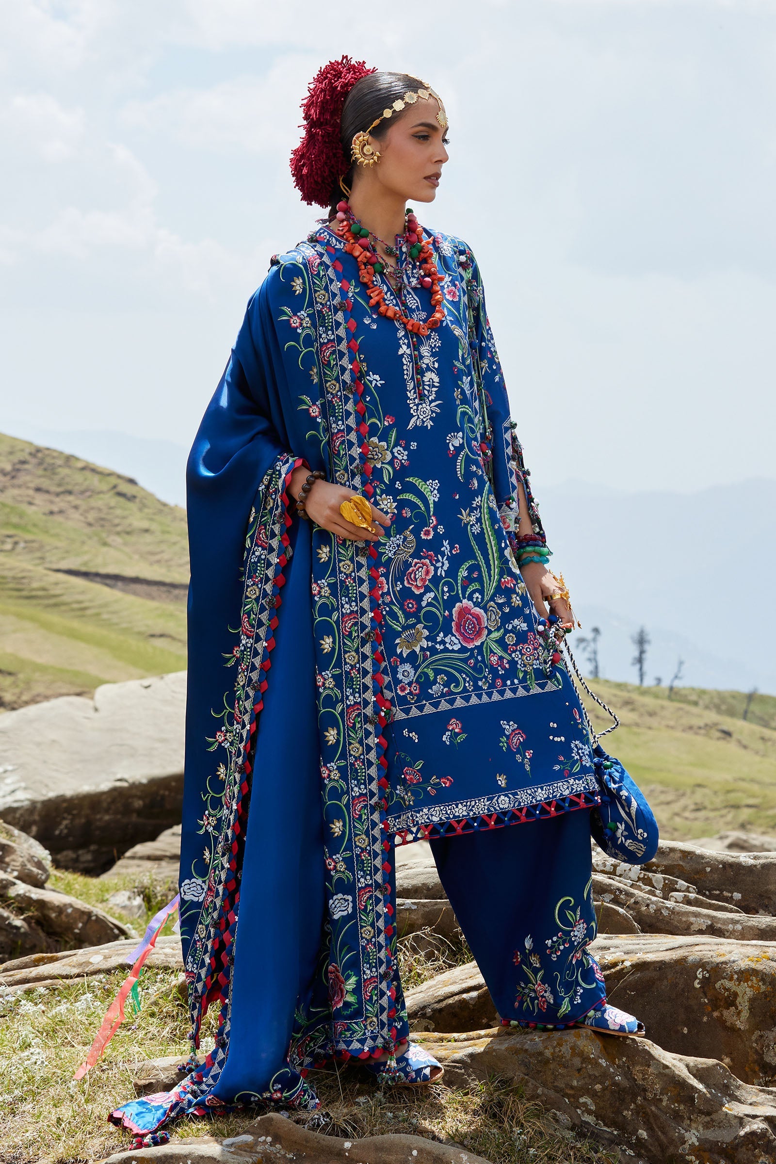 Kashmee Luxury Eid Lawn – ZABAR (EL26-01 B)