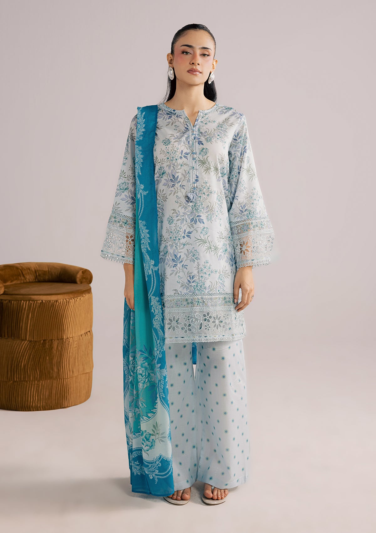 lawn Kurta Set in Sky