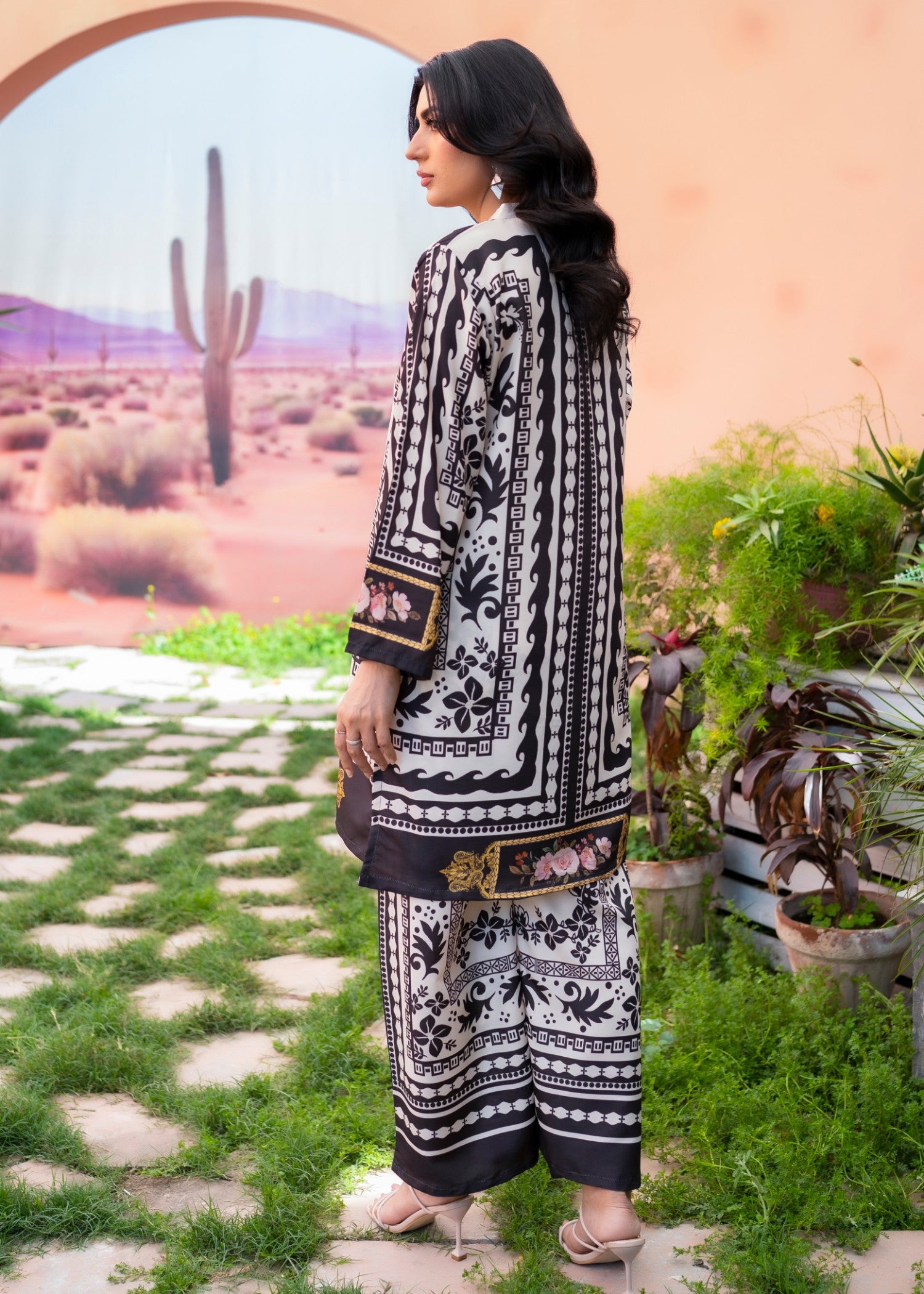 poly lawn Co Ord Sets in Black, beige