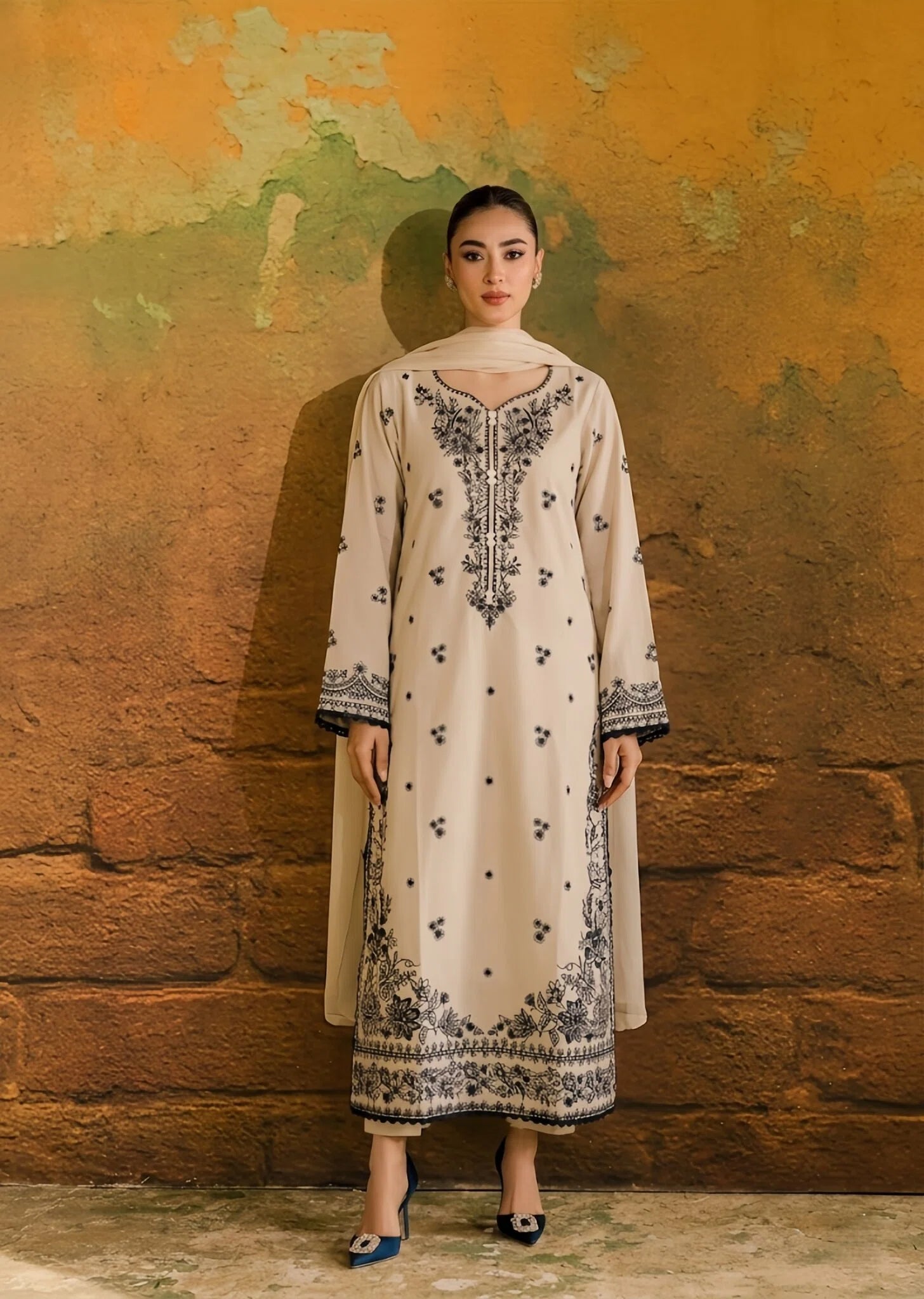 lawn cotton Kurta Set in Buttercream