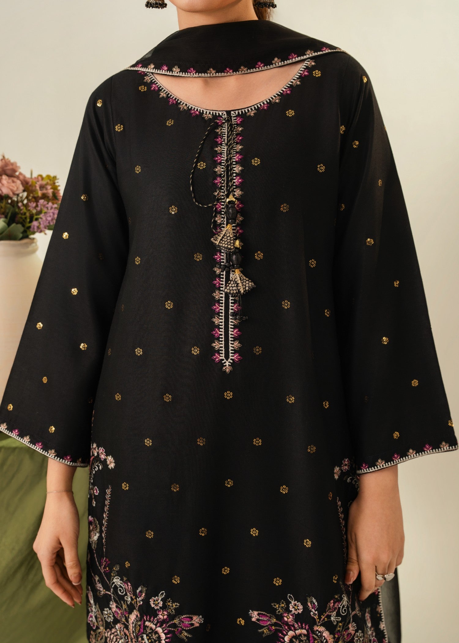 lawn Kurta Set in Black