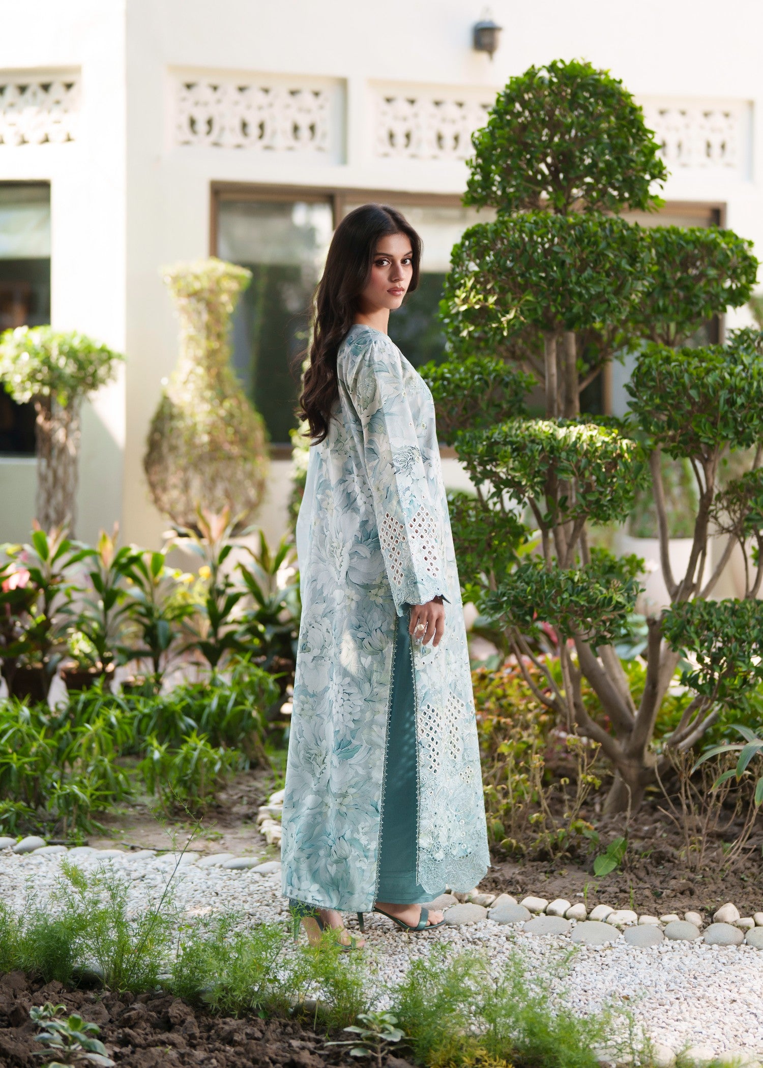 lawn Kurta Set in Cloud blue