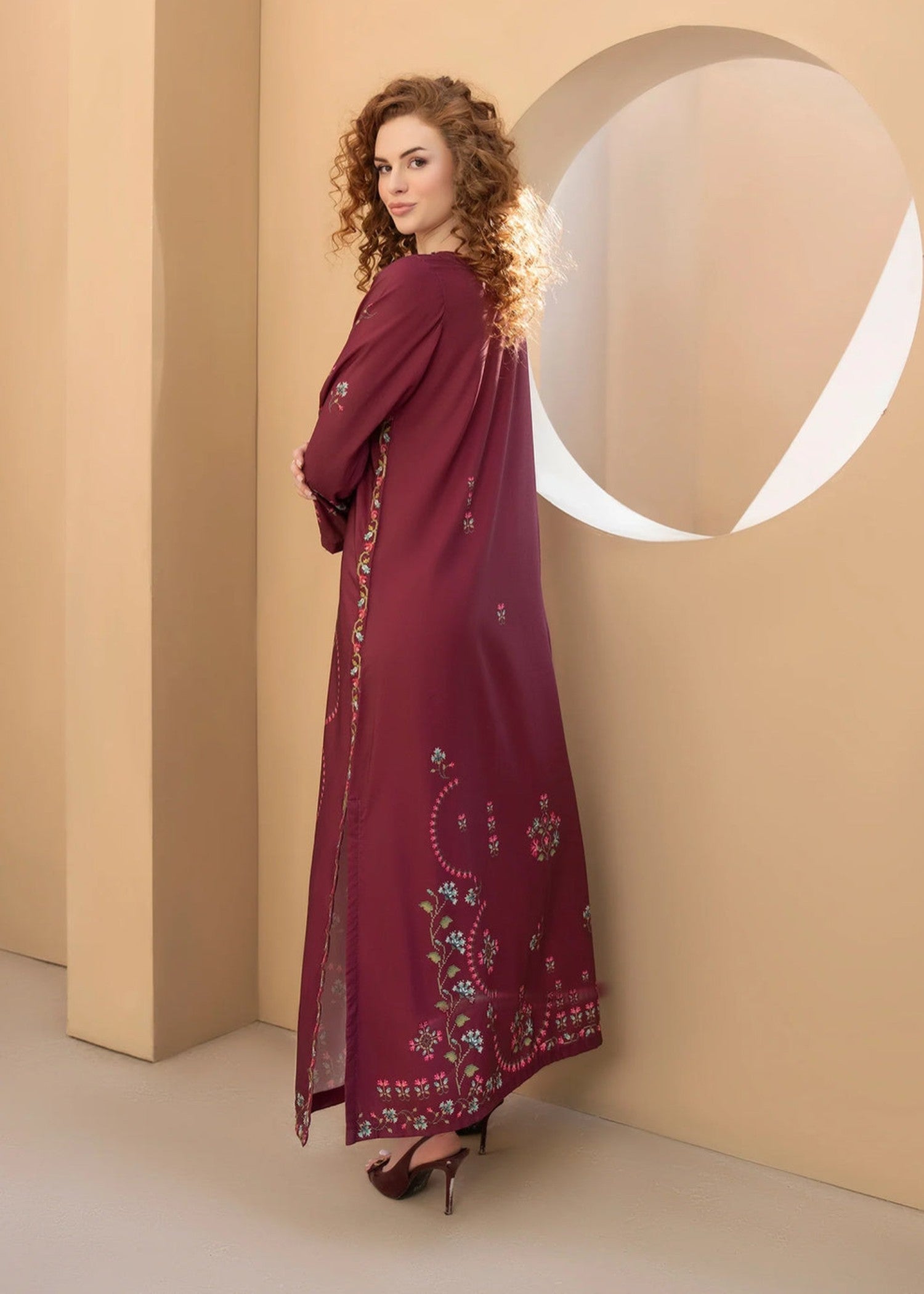 blended cambric Kaftan in Maroon