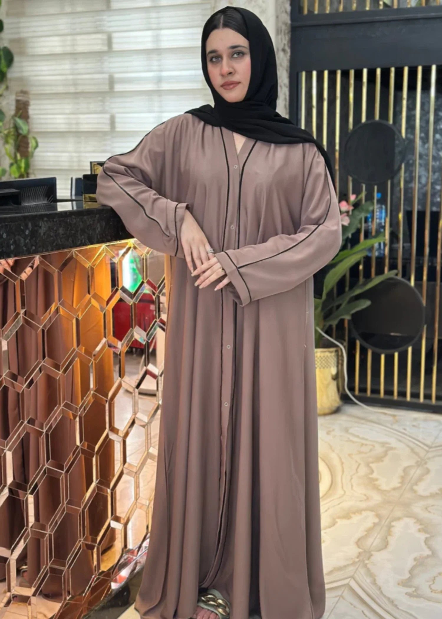 nidha Abaya in Mocha brown