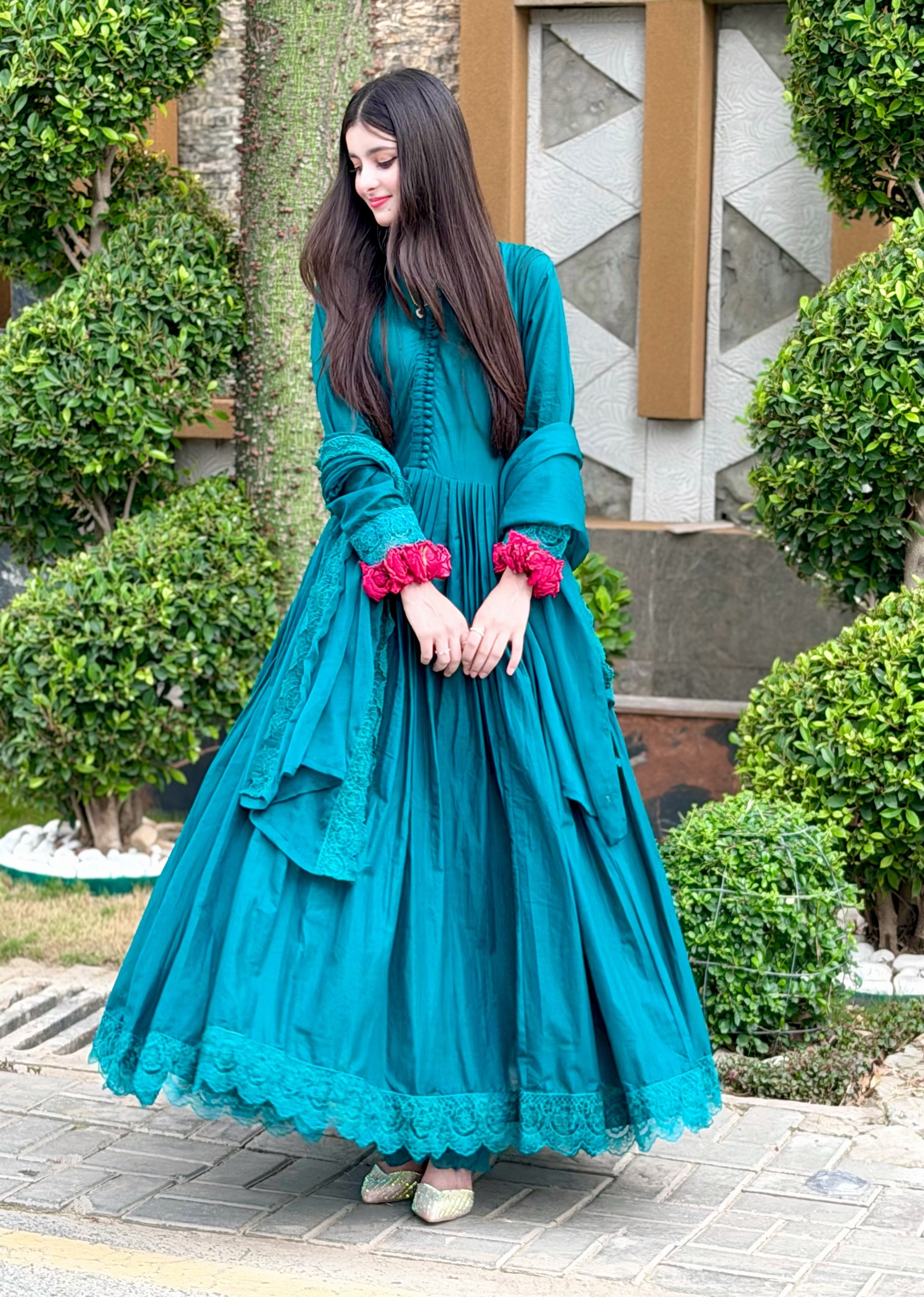 lawn Maxi in Teal