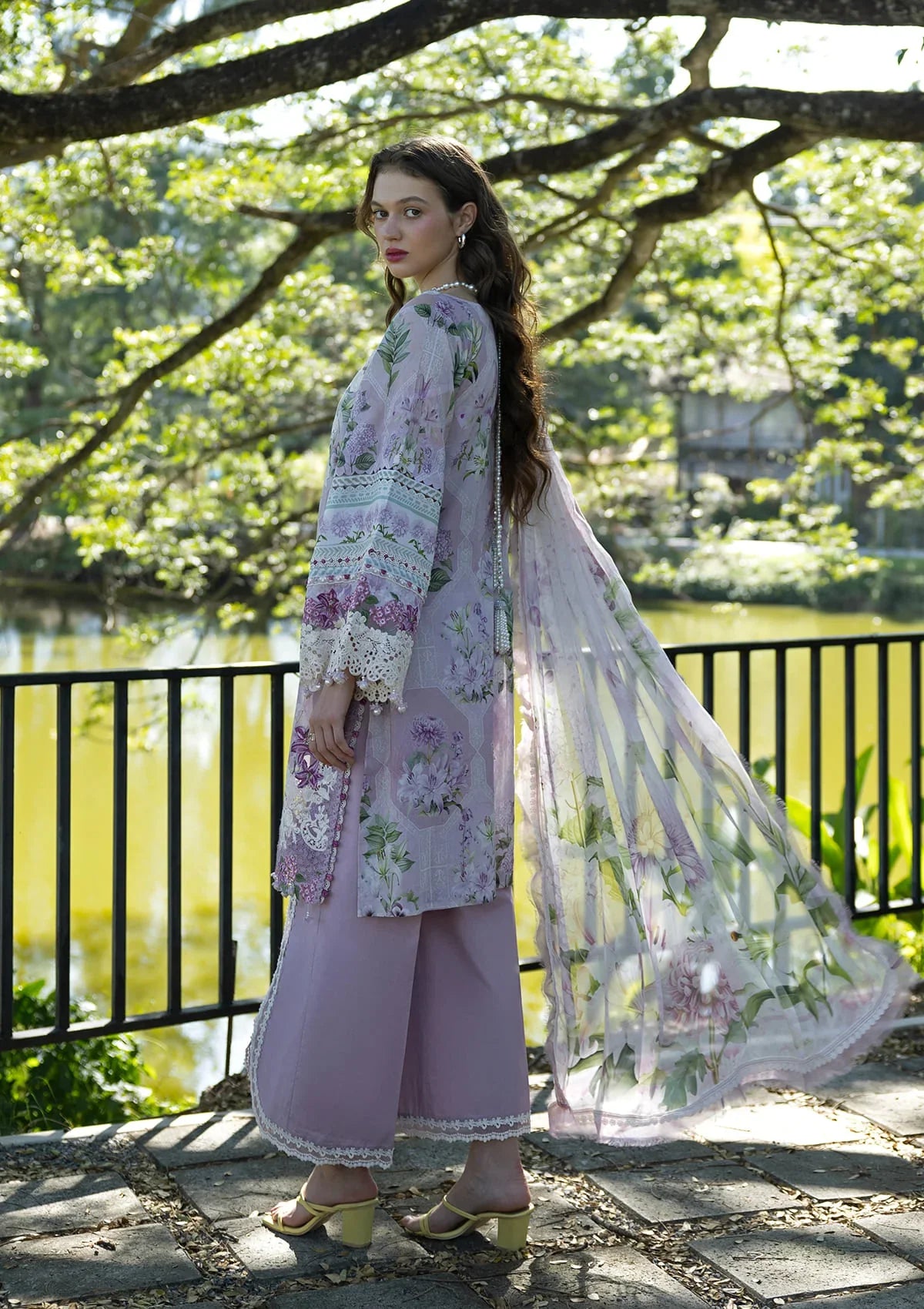 Signature Embroidered Lawn Prints – ESA-8A JULIETTE