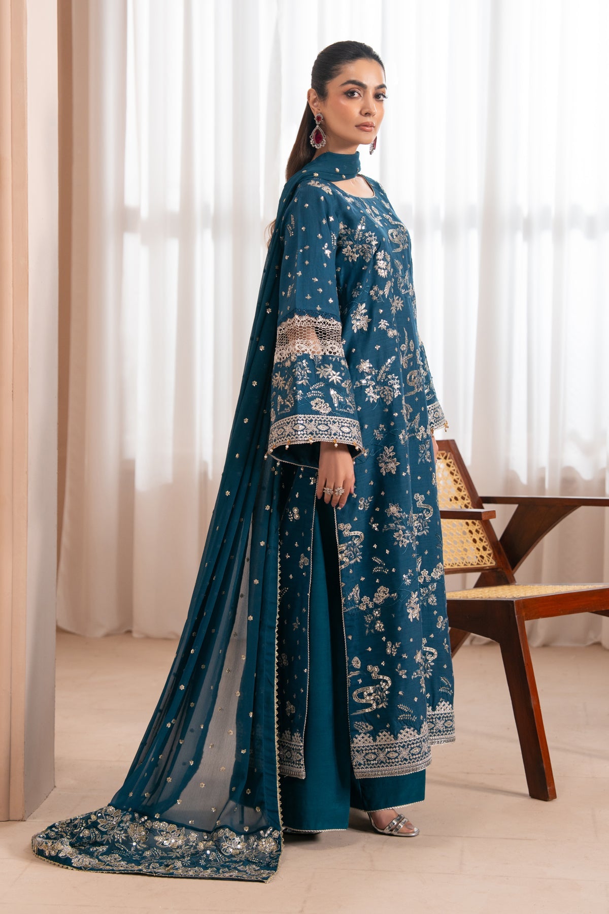 Zaeva Luxury Festive Formals – SAZIL