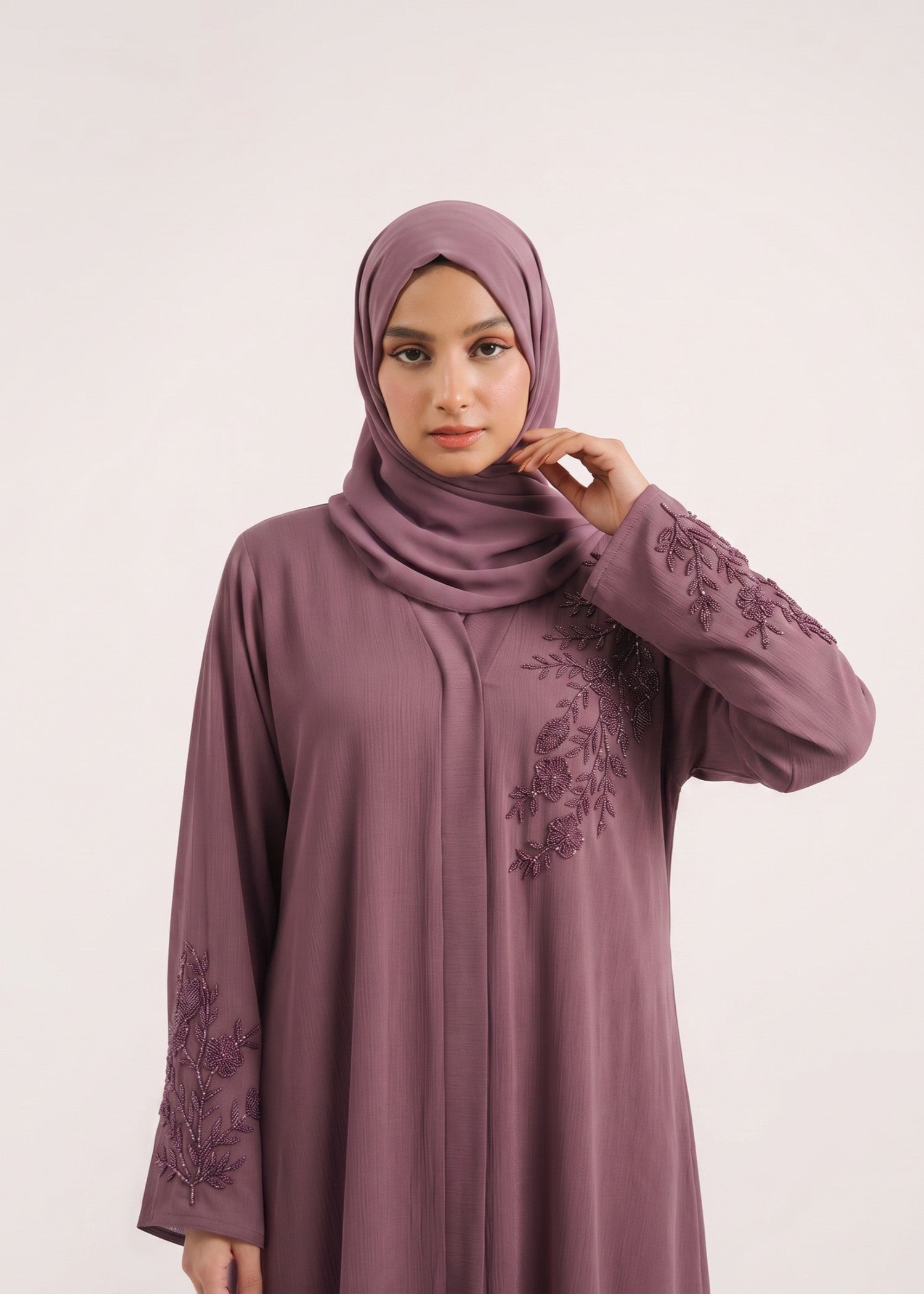 crinkle chiffon Abaya in Mauve
