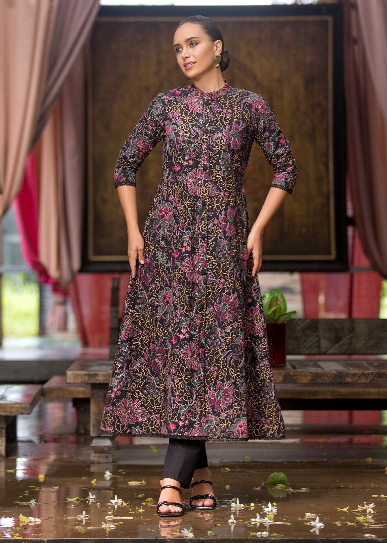 karandi Unstitched in Black