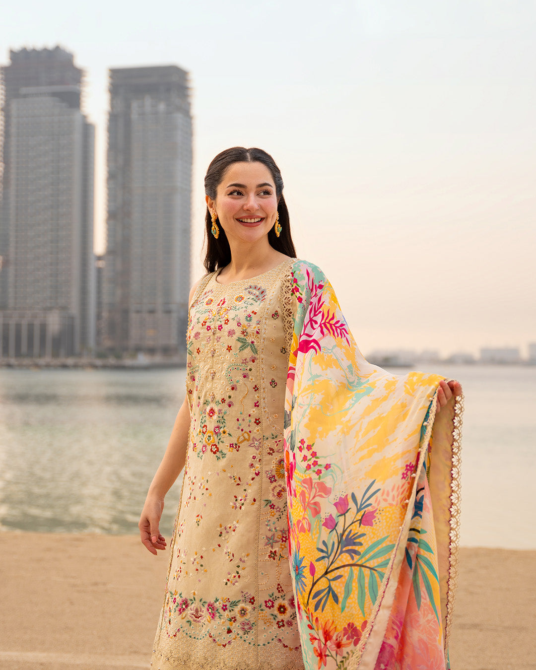 Aya Eid Luxury Lawn – Merjem