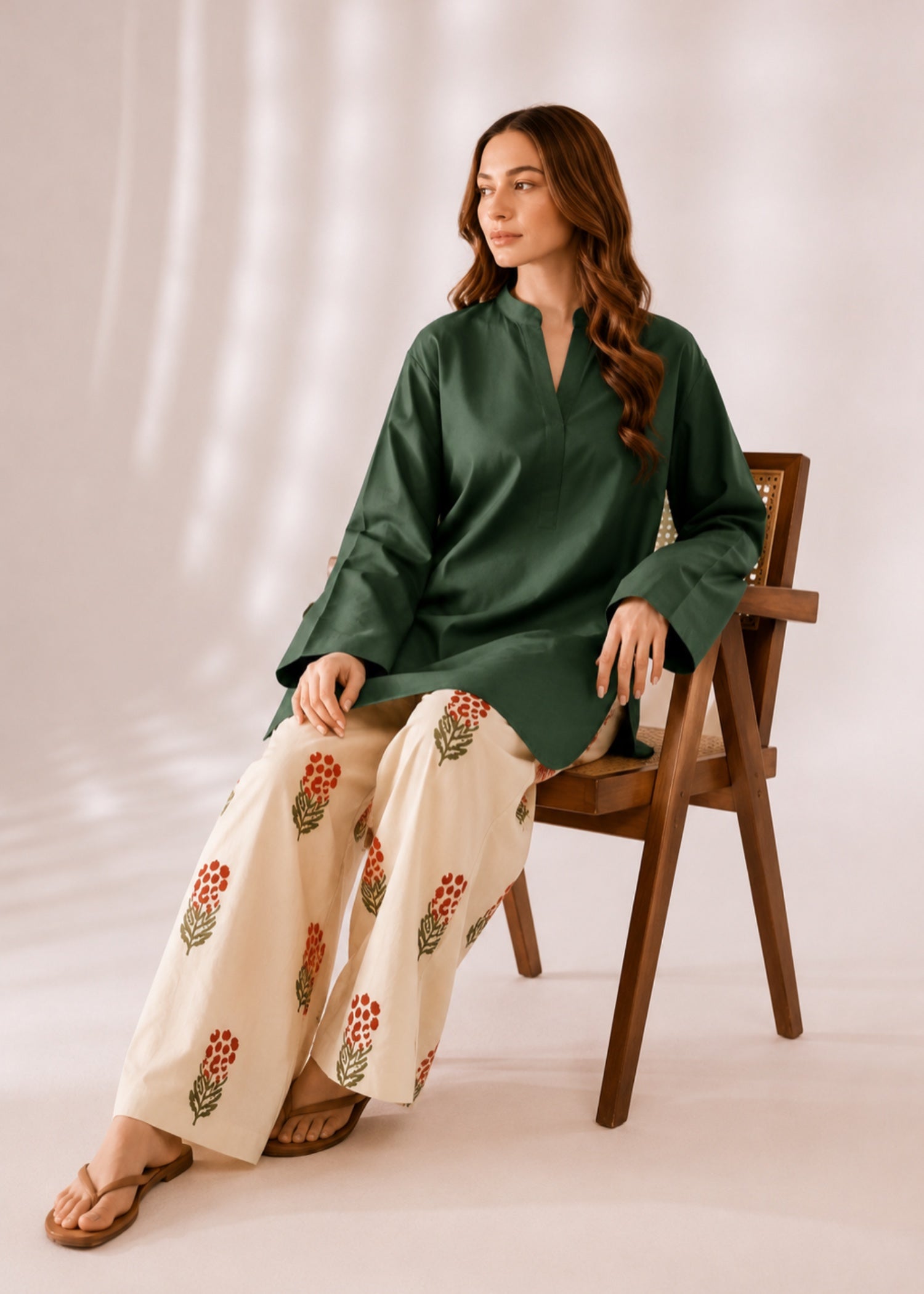linen Kurta Set in Bottle green, off-white