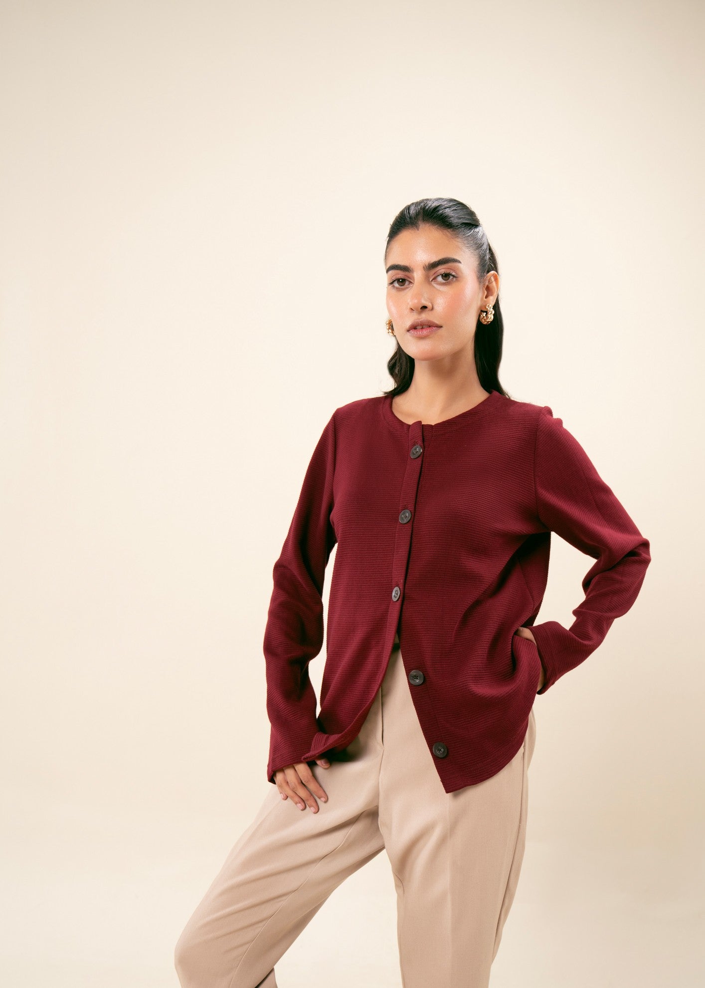 polyester Sweater in Cherry red