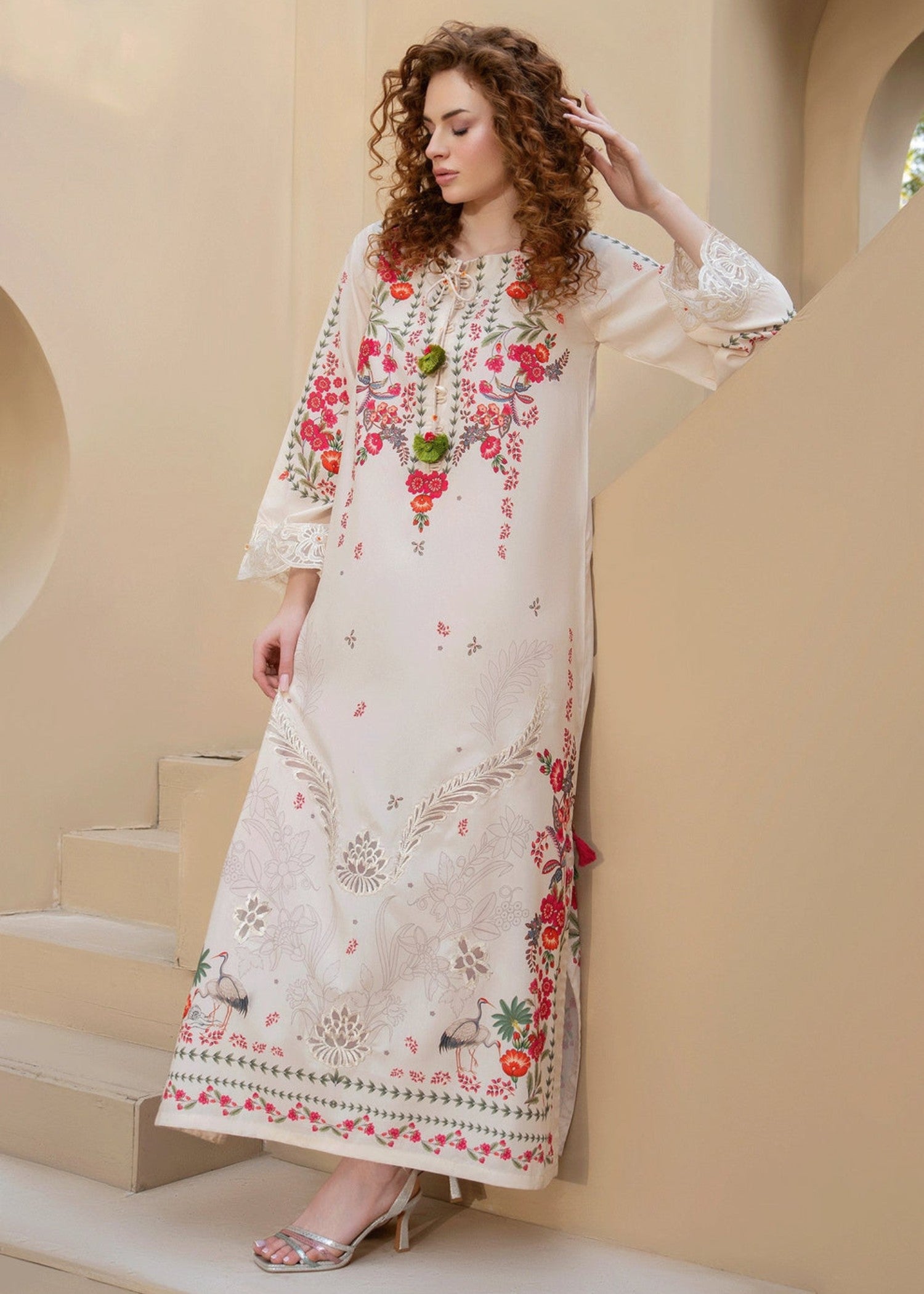 blended cambric Kaftan in Cream