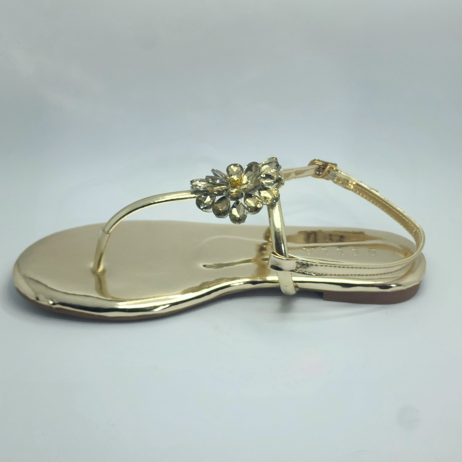 Flats in Gold by - High Quality Women Flats WKY3907