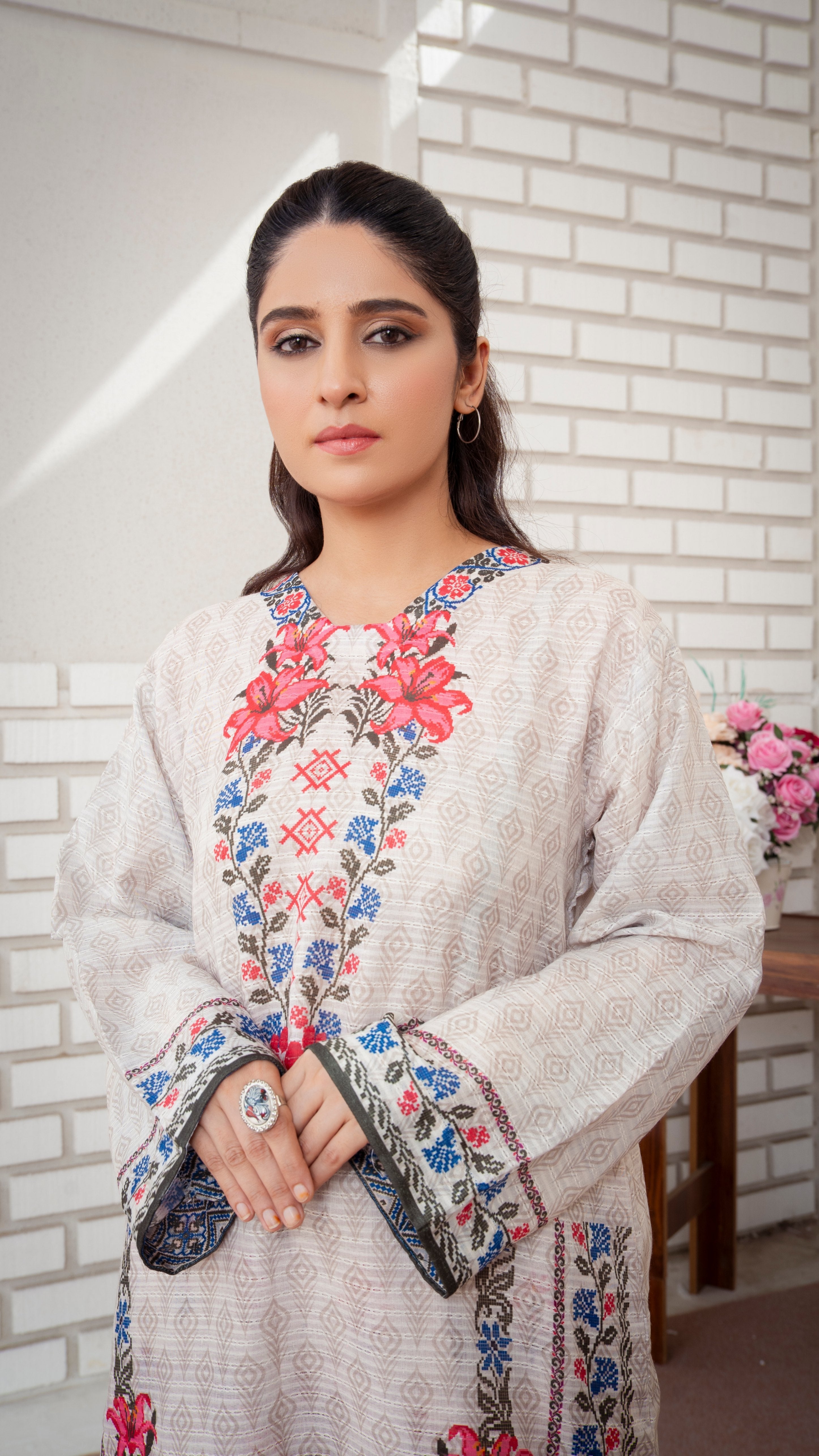 leno kara Kurta Set in Ivory