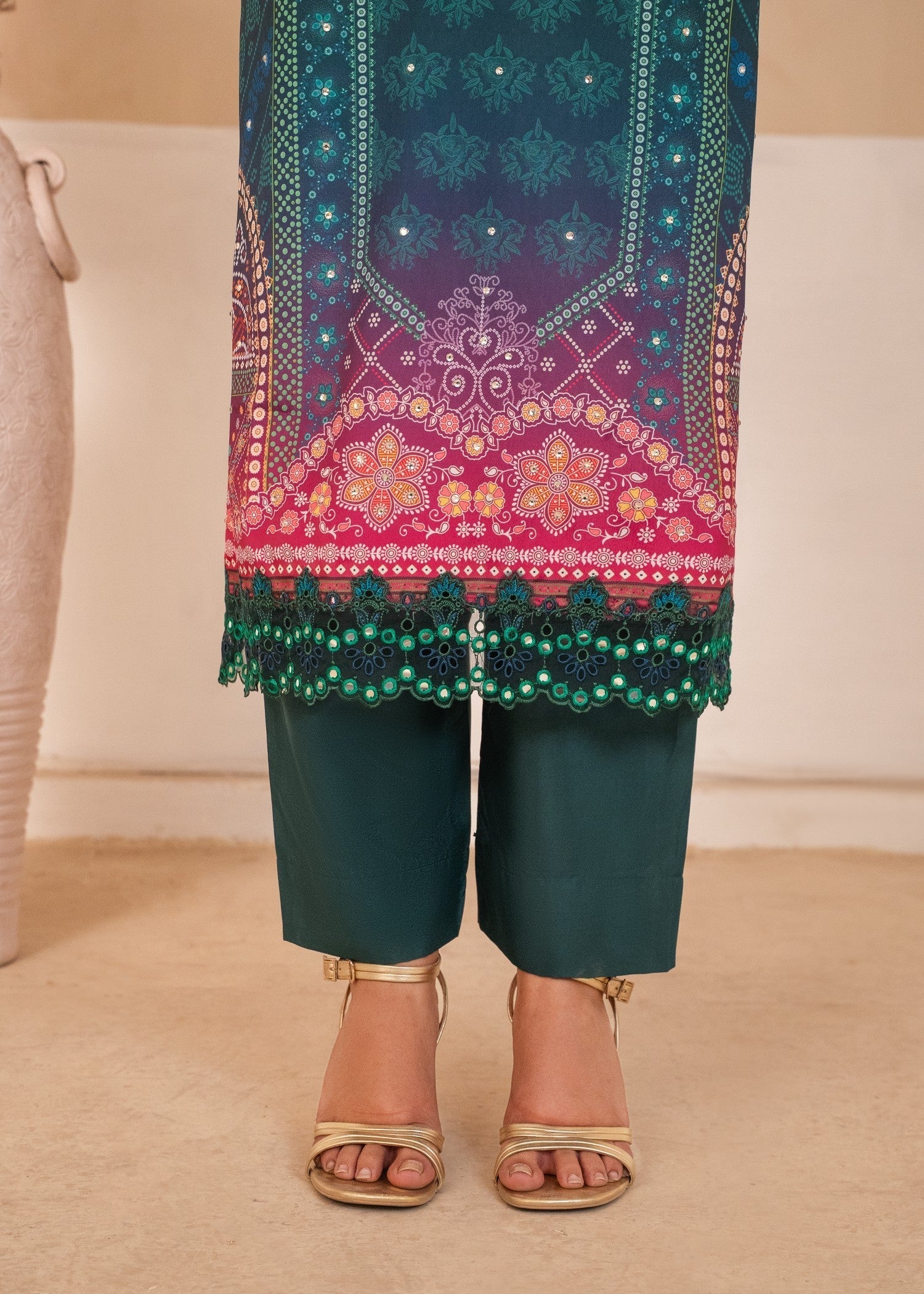 crepe silk Kurta Set in Green