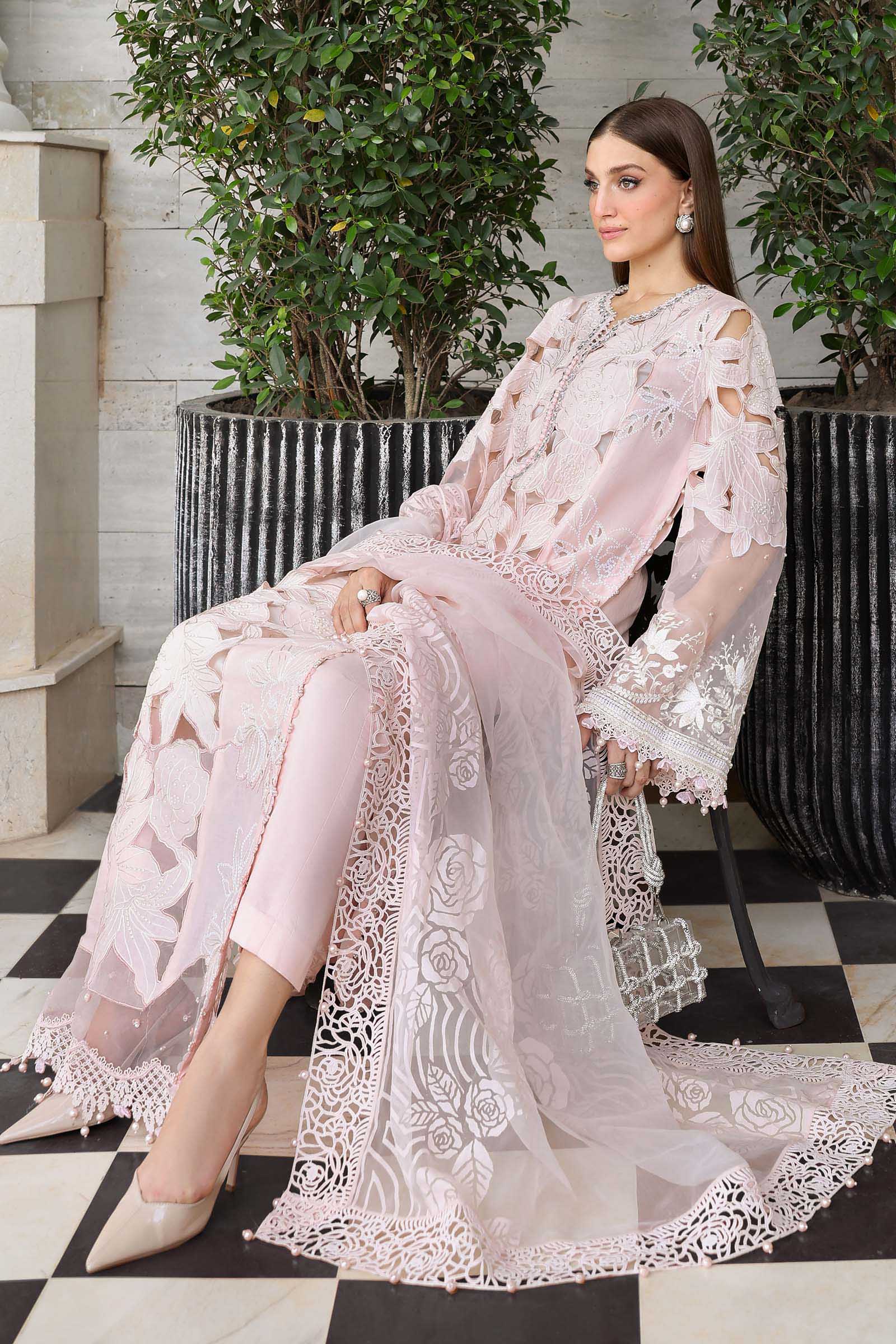 Eid Festive Luxury Lawn – EL26-02
