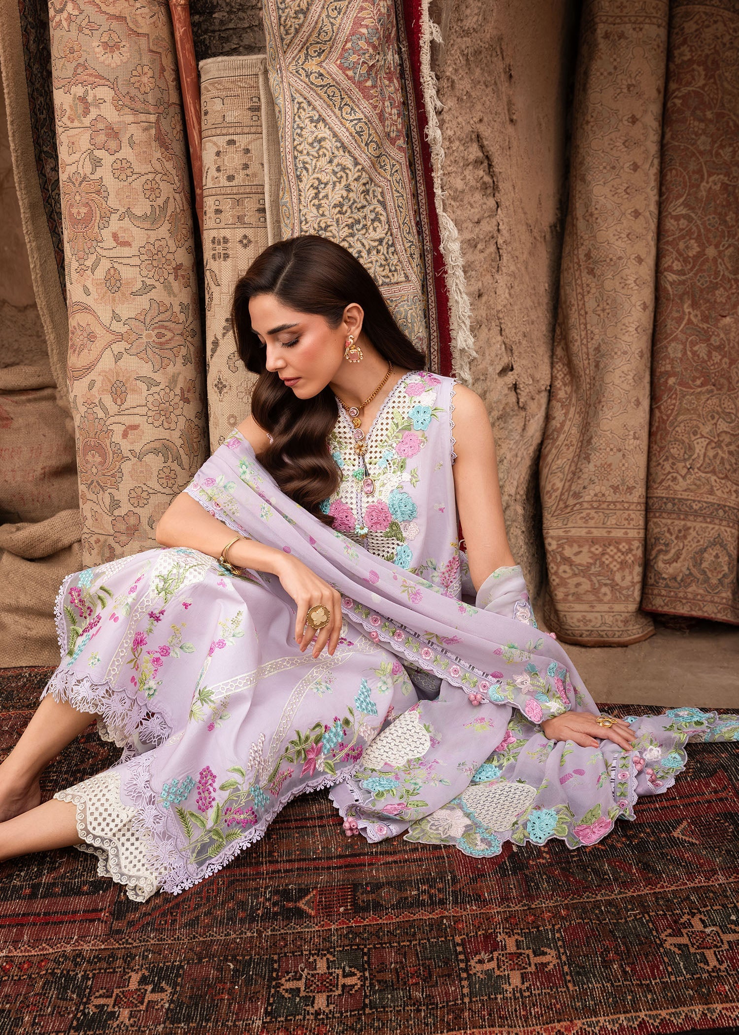 Breeze Festive Luxury Lawn – ROSE-6-B