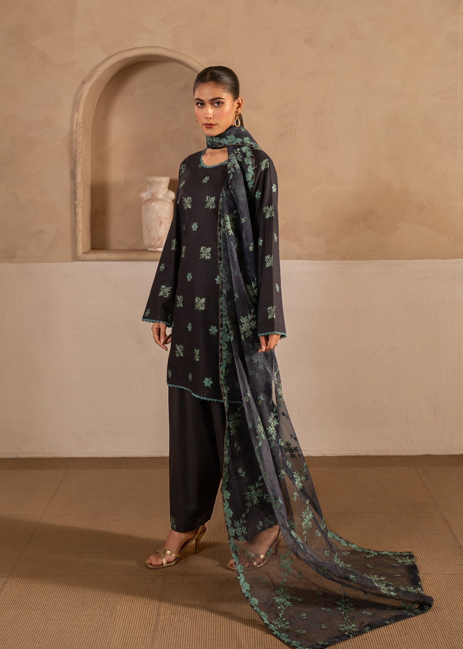 cotton Kurta Set in Charcoal black