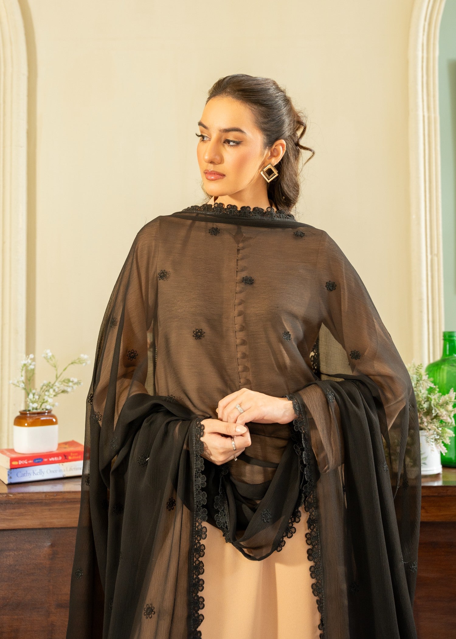 Dupatta in Black Color by - Trendy Women Dupatta QEB2389