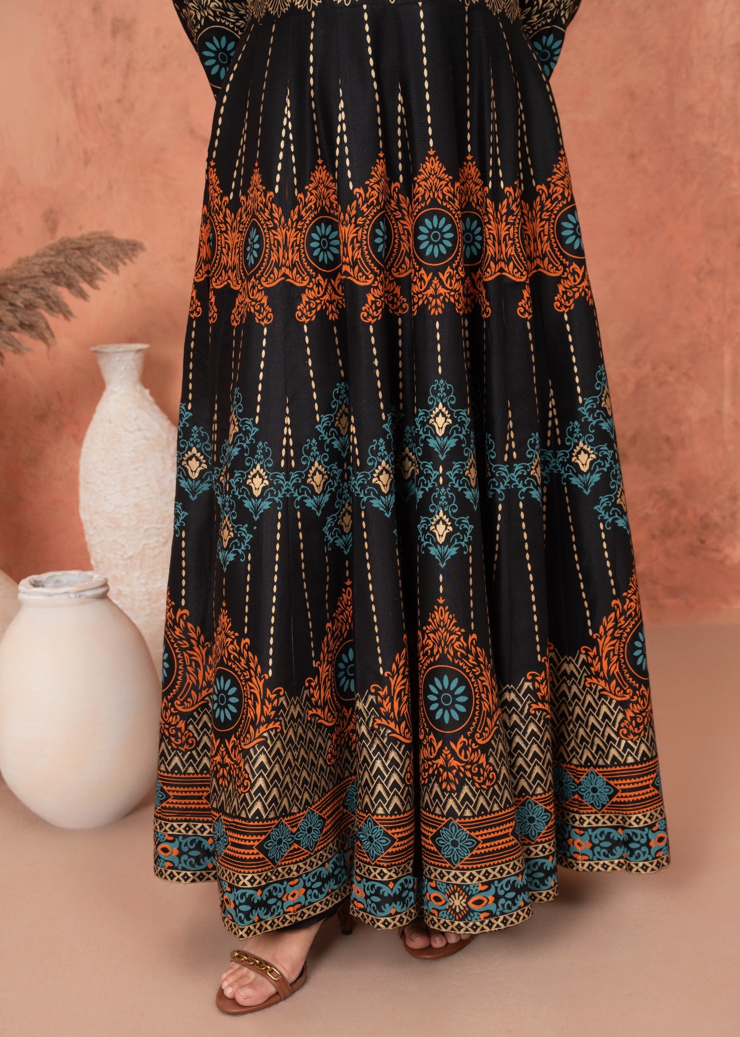 linen Anarkali in Black