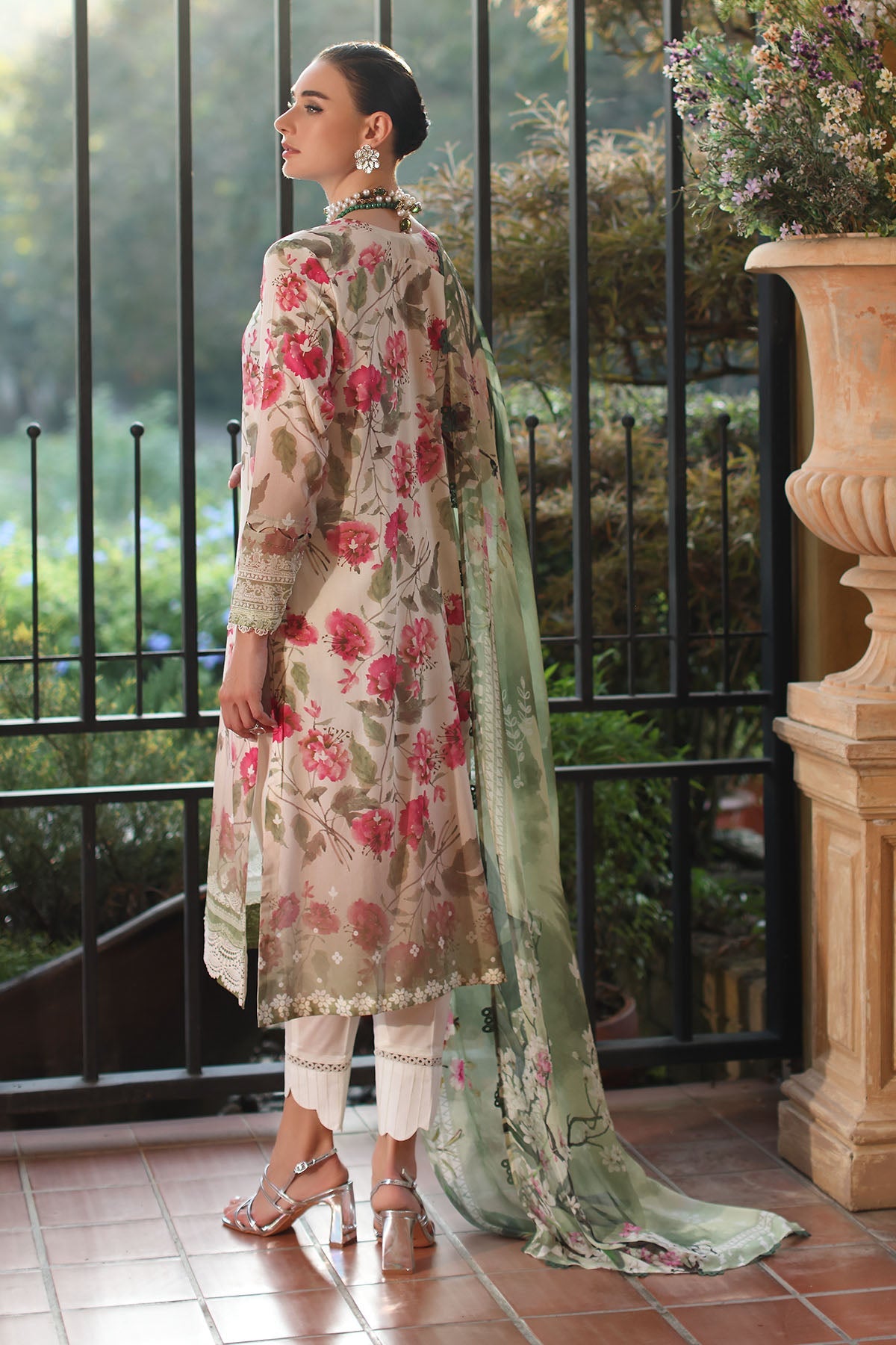 Signature Lawn Prints – SP-200