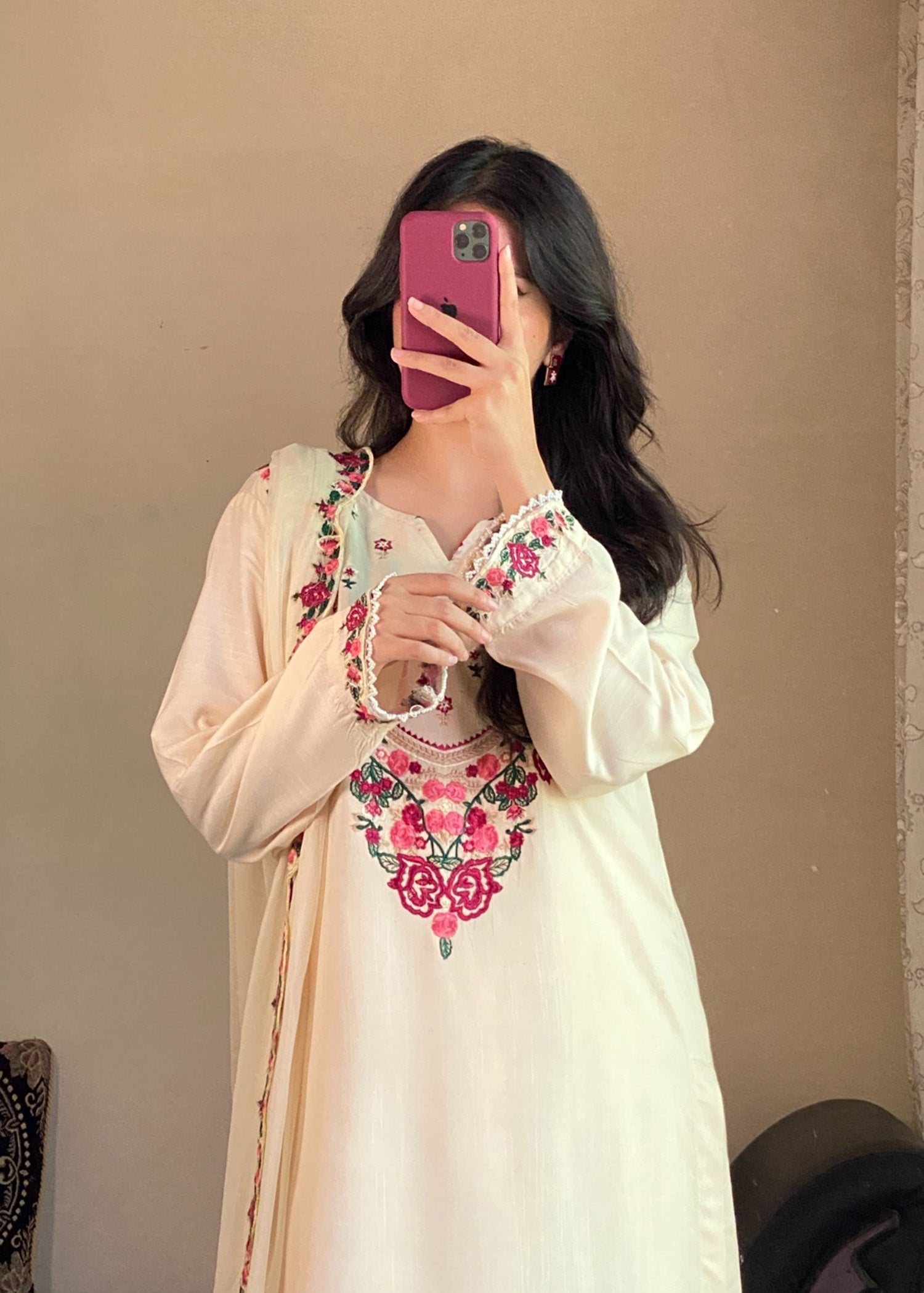 viscose raw silk Kurta Set in Off-white, cream
