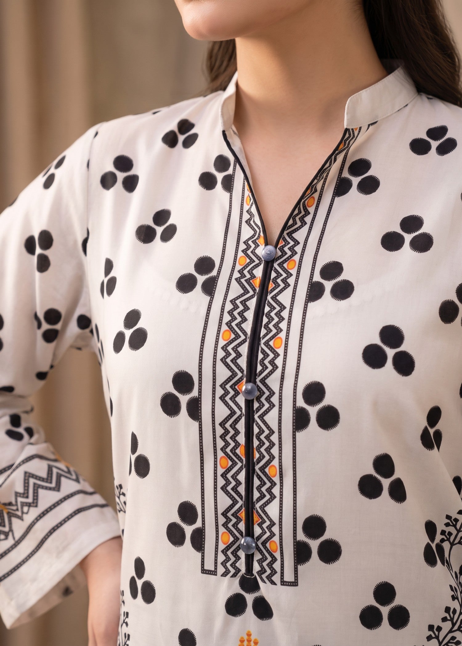 polyester crepe Kurta Set in Black, white