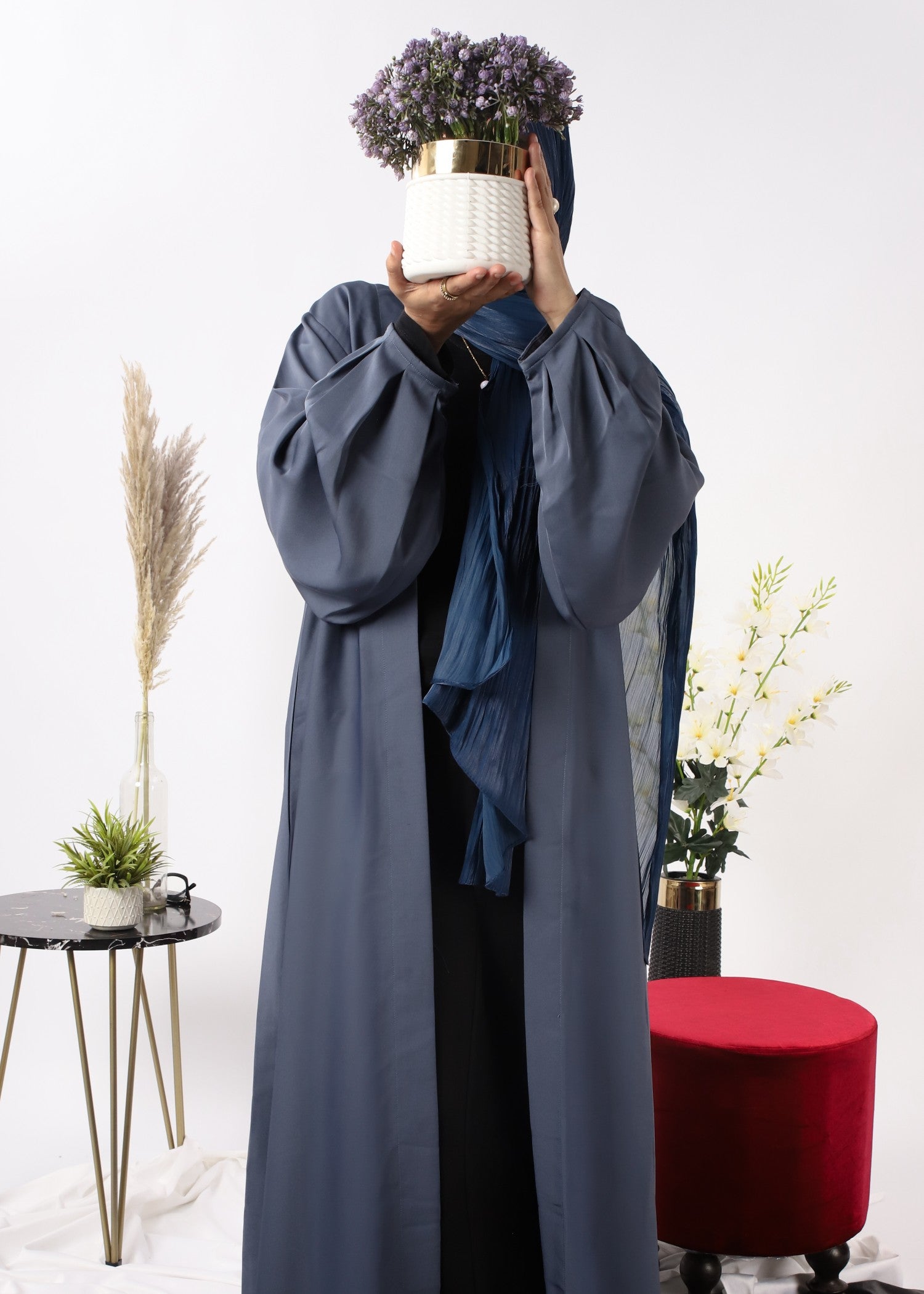 nidha Abaya in Slate grey, shadow blue