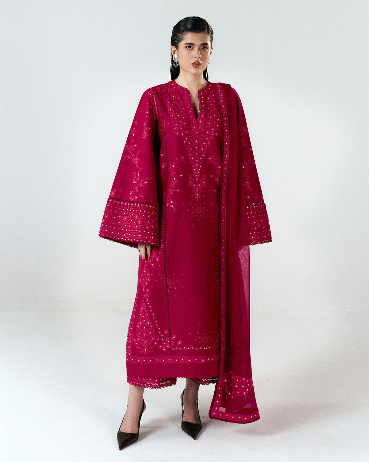 Jugnu Luxury Lawn Edit – Sela