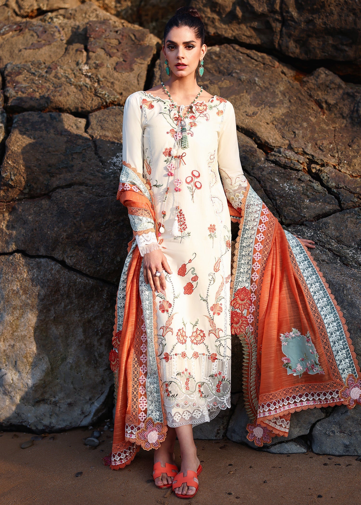 Breeze Festive Luxury Lawn – GIA-5-A