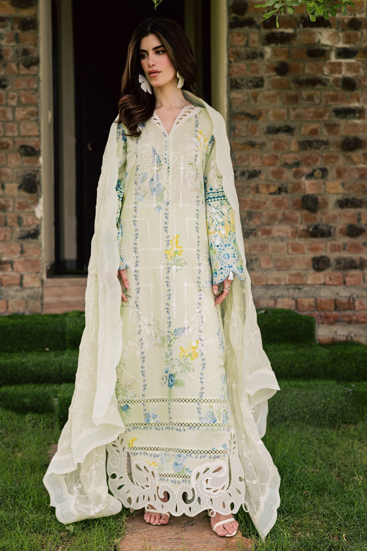 Lily May Lawn – NE-259