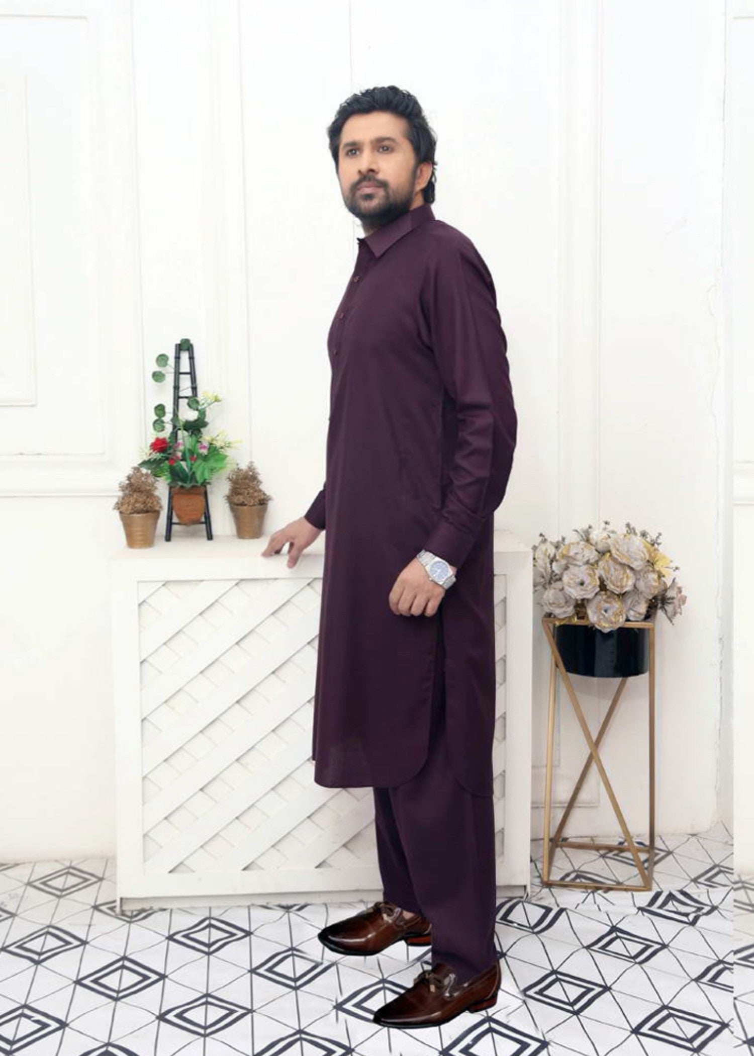wash & wear Shalwar Kameez in Deep purple