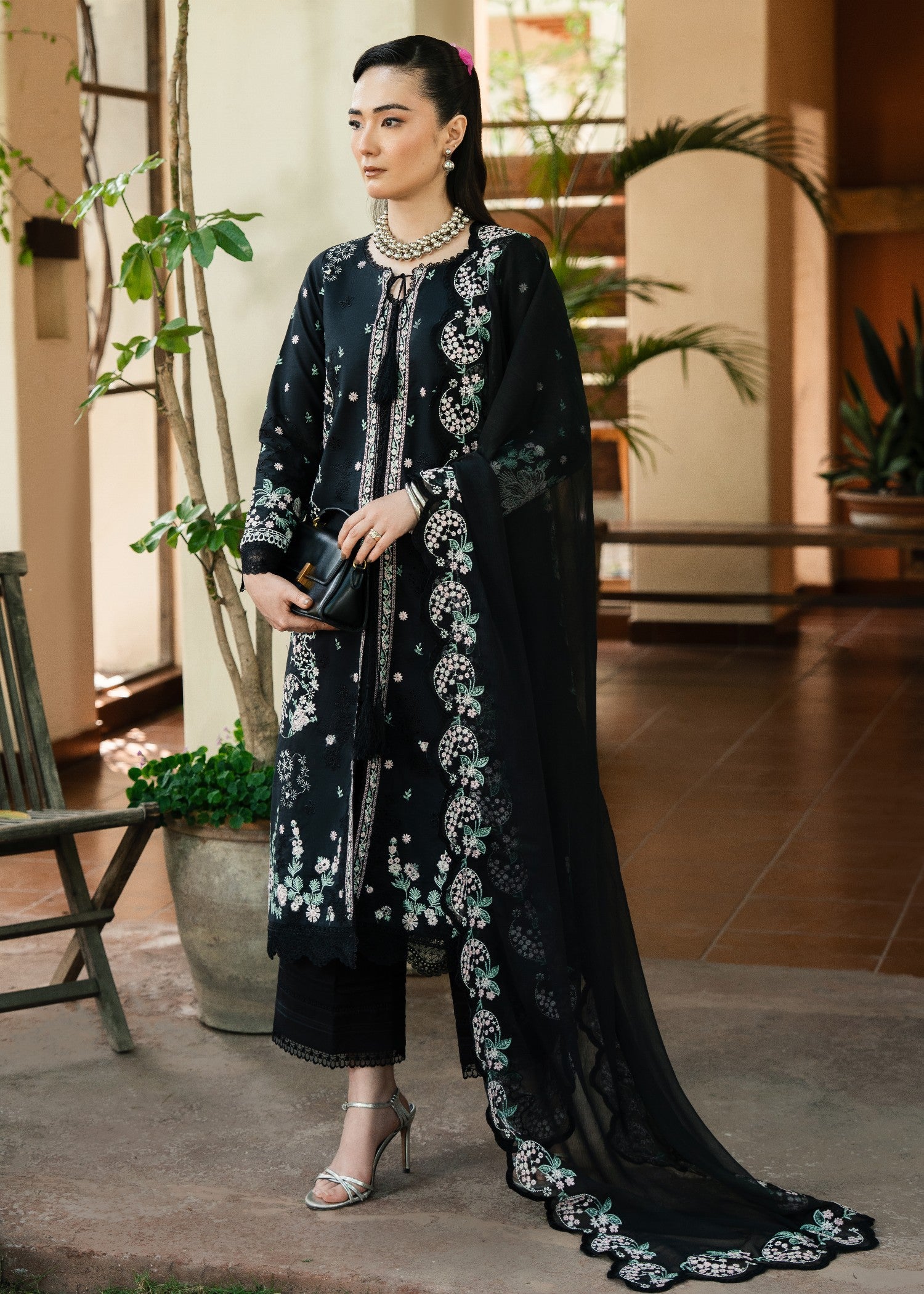lawn Kurta Set in Black, ivory, moss green