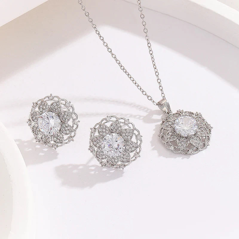 Jewelry Set in Silver Color by - Trendy Women Jewelry Set MUJ6595