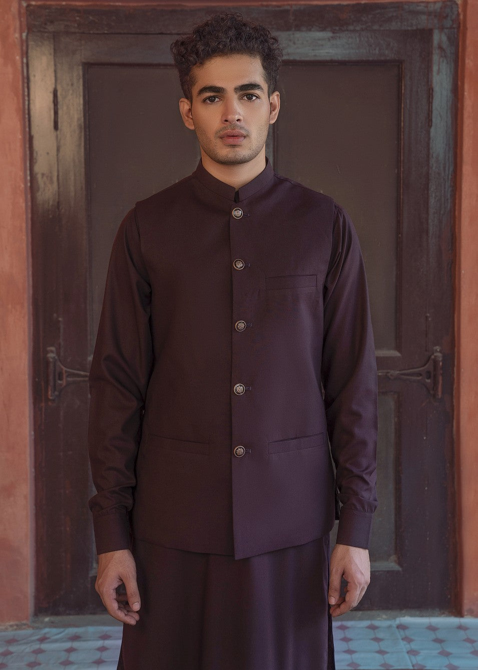 wash & wear Waistcoat in Chocolate brown