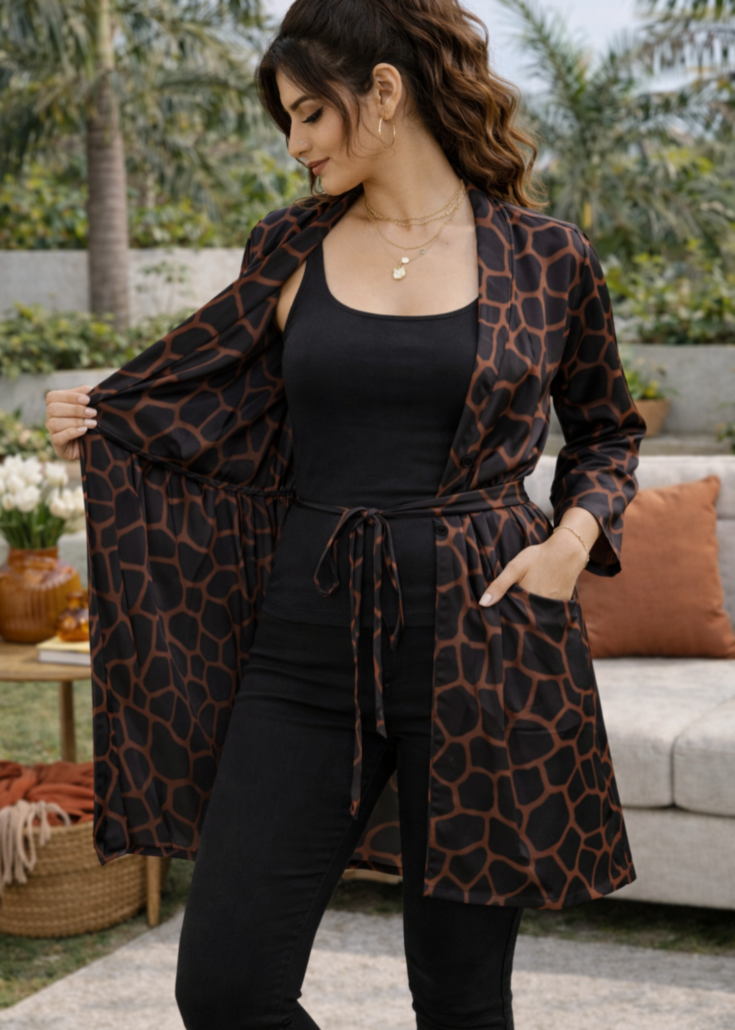 silk Wrap in Black, chocolate brown