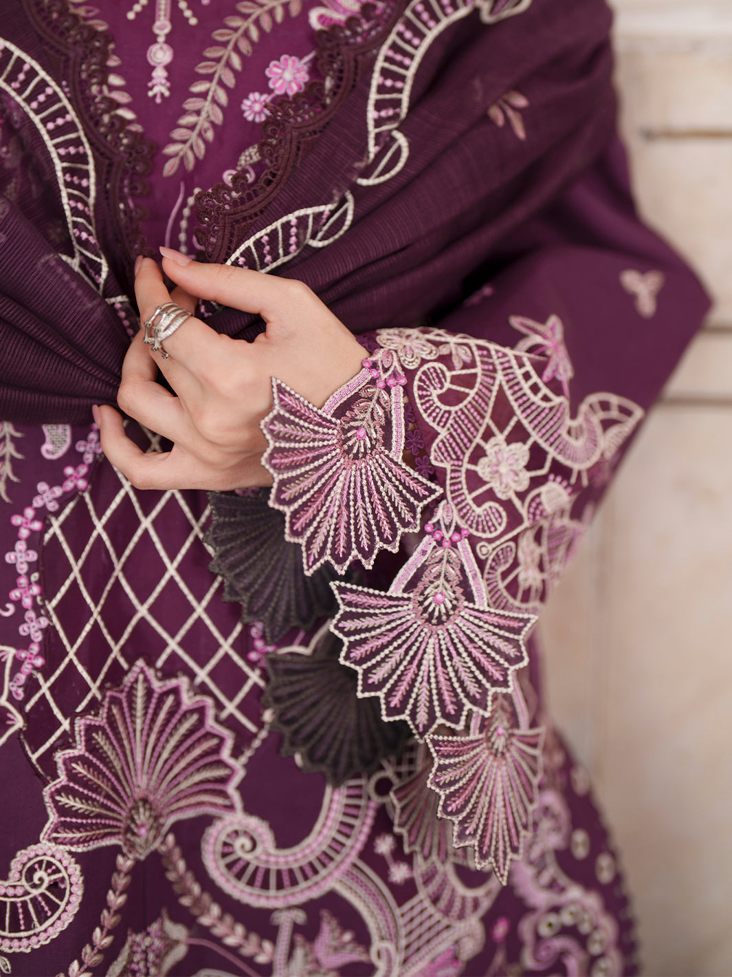 Nilofer Luxury Lawn – NL-10