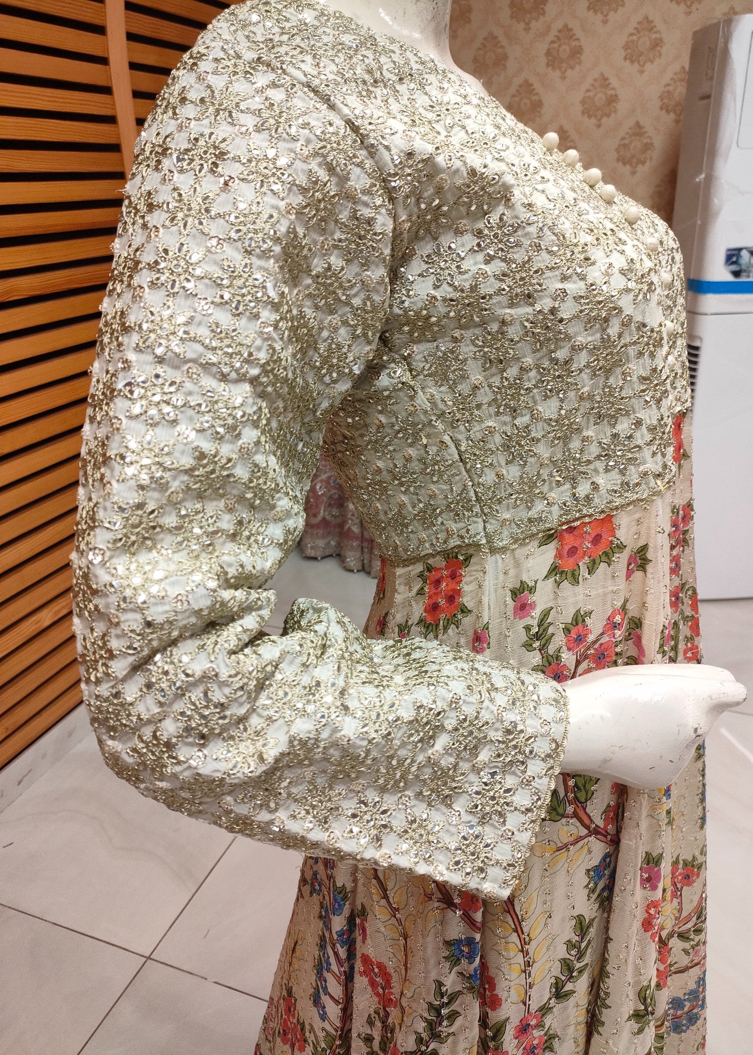 raw silk Maxi in Off-white