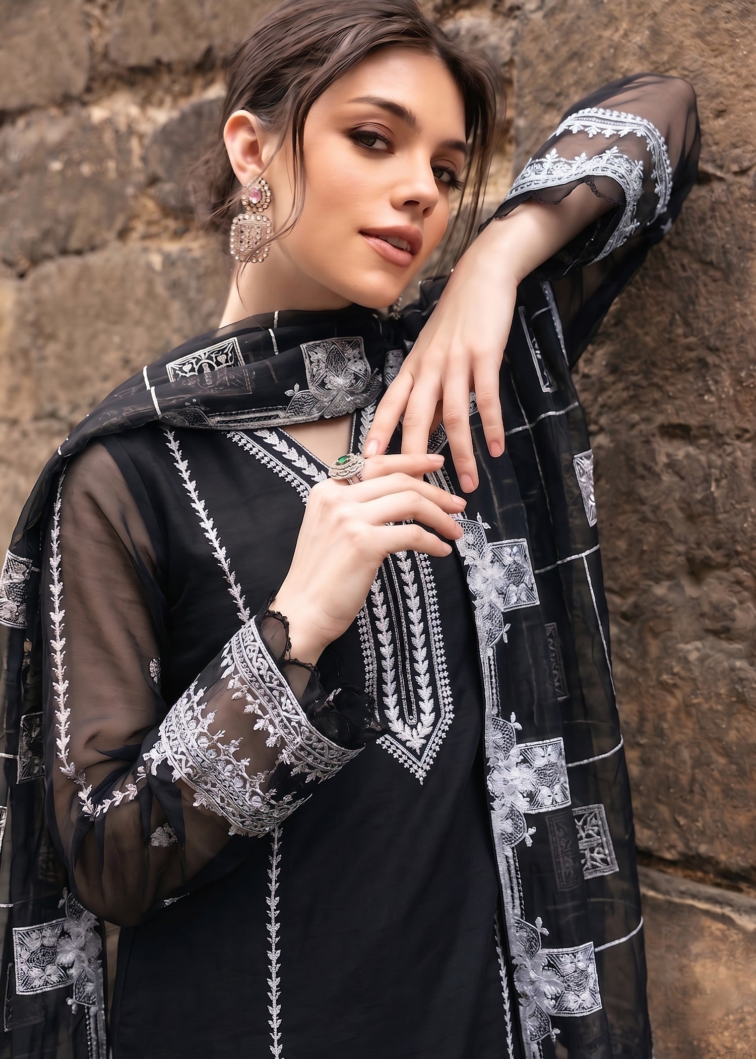 bemberg crinkle chiffon Kurta Set in Black