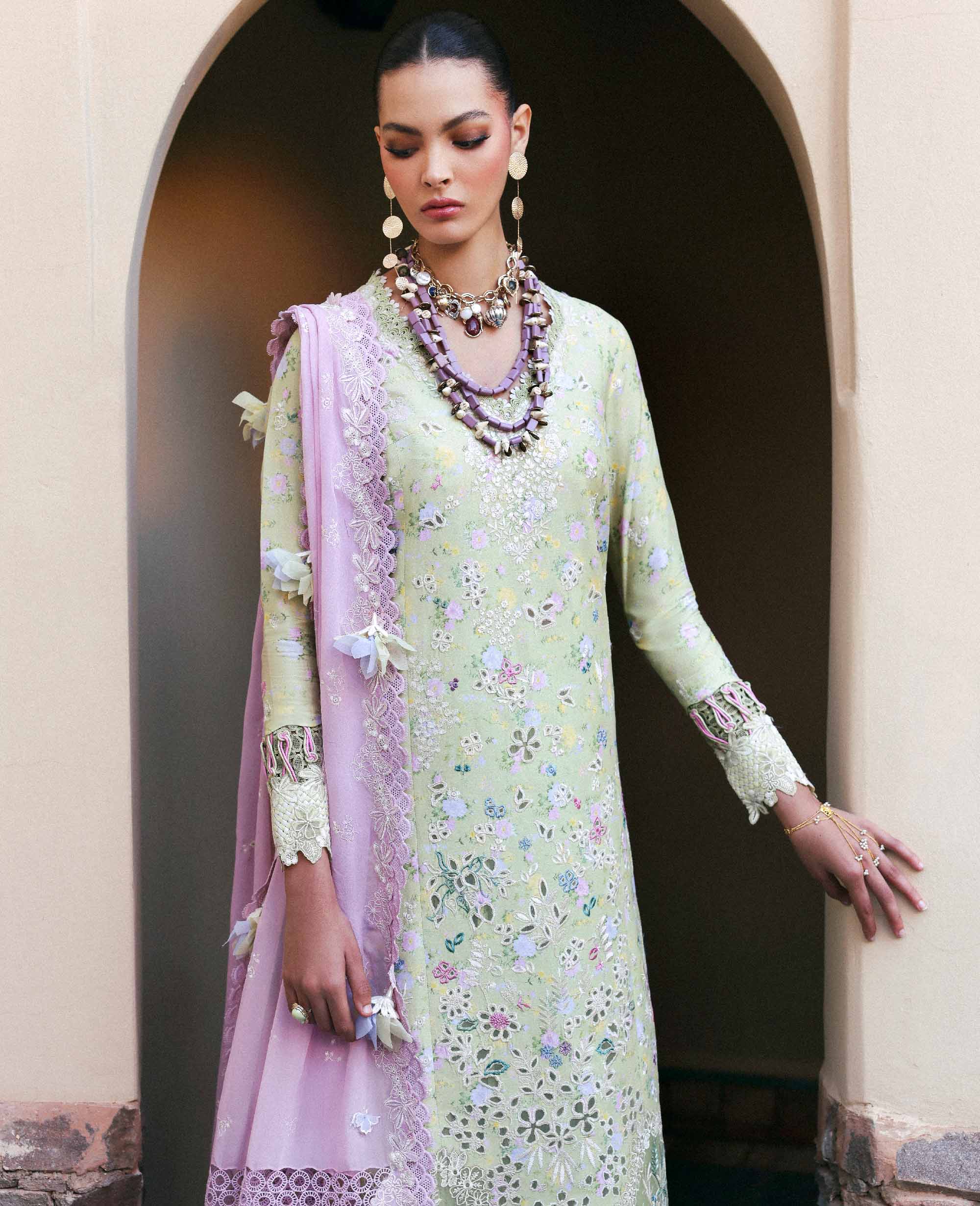 Republic Reine Eid Luxury Lawn – Perla