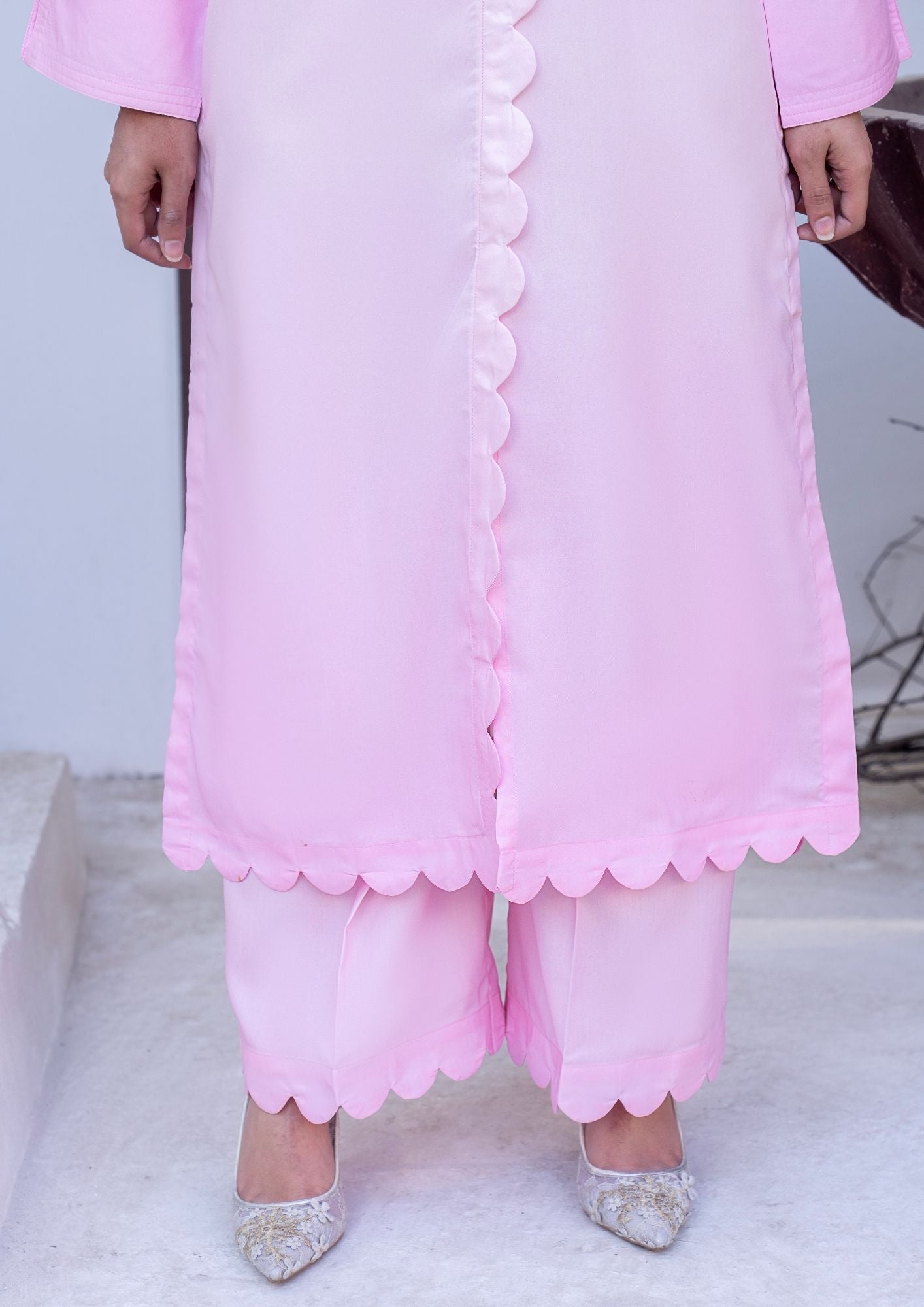 arabic lawn Kurta Set in Pink