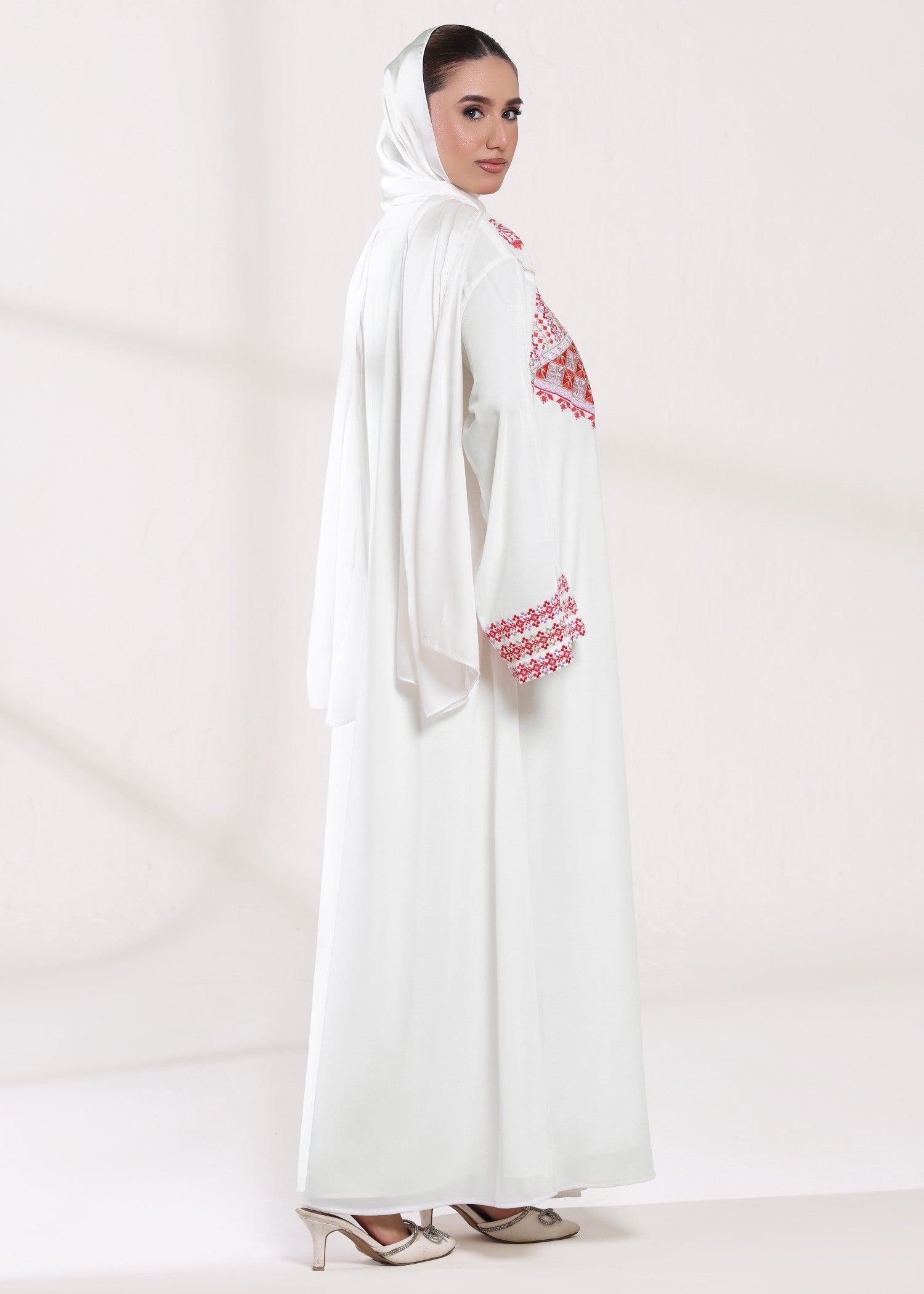 chinese micro velvet 9000 Abaya in White