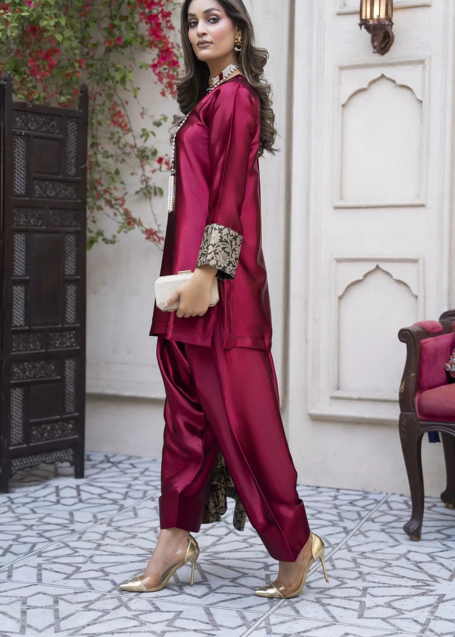 pk charmuse silk Kurta Set in Spicy red