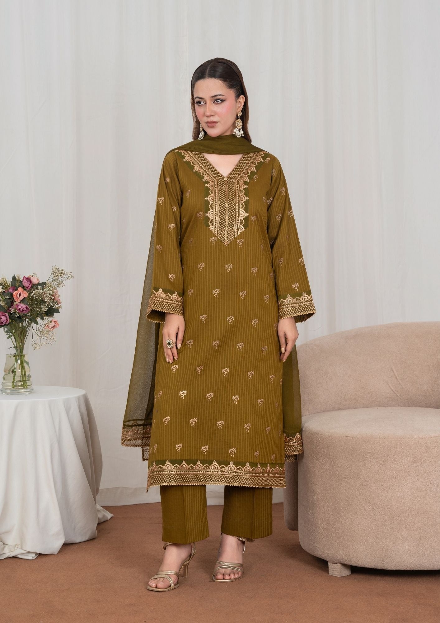 lawn Kurta Set in Golden brown